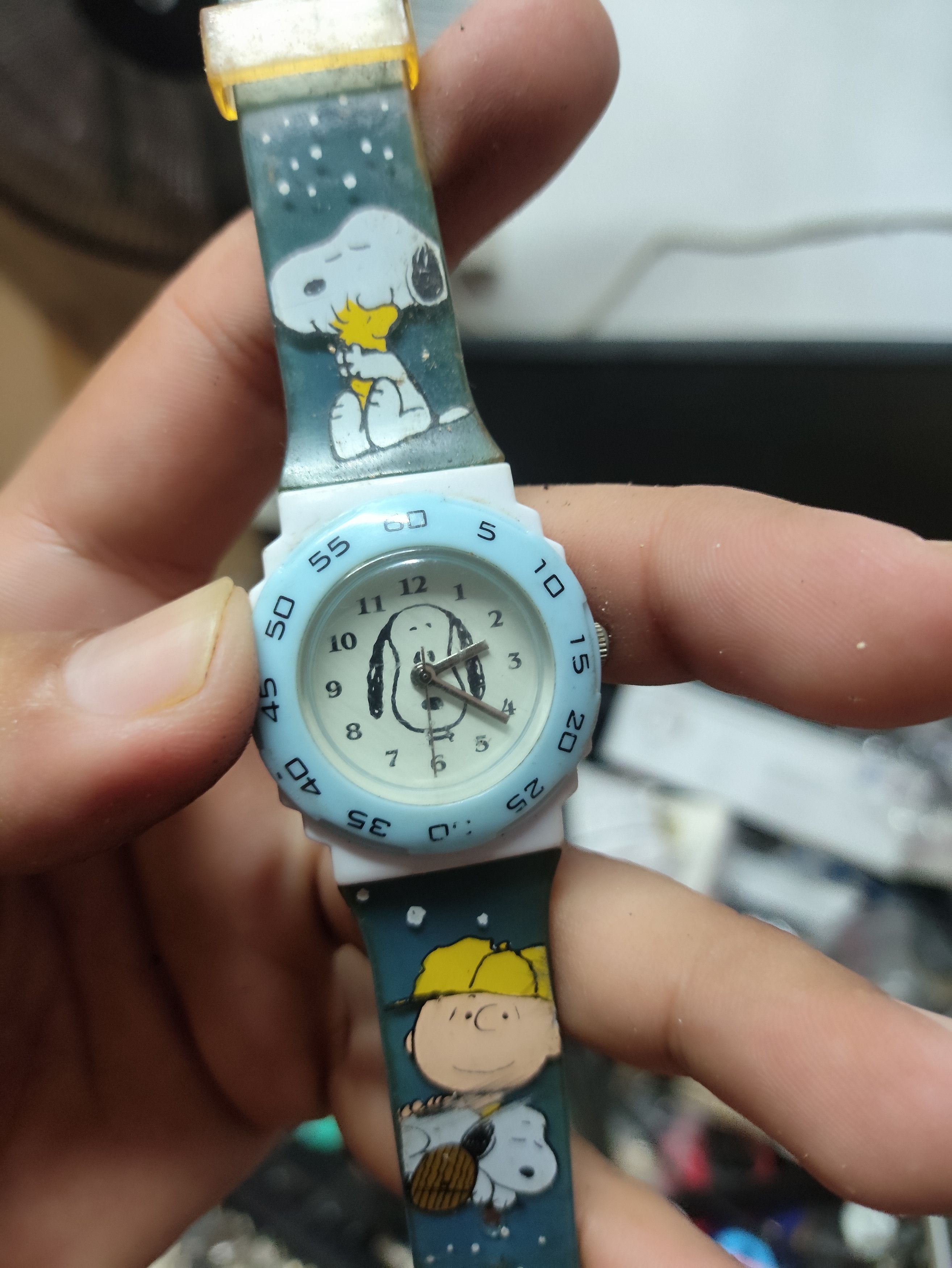 Peanuts Vintage Peanut Watch JAPAN MADE Very Rare collection Size ONE SIZE - 4 Thumbnail