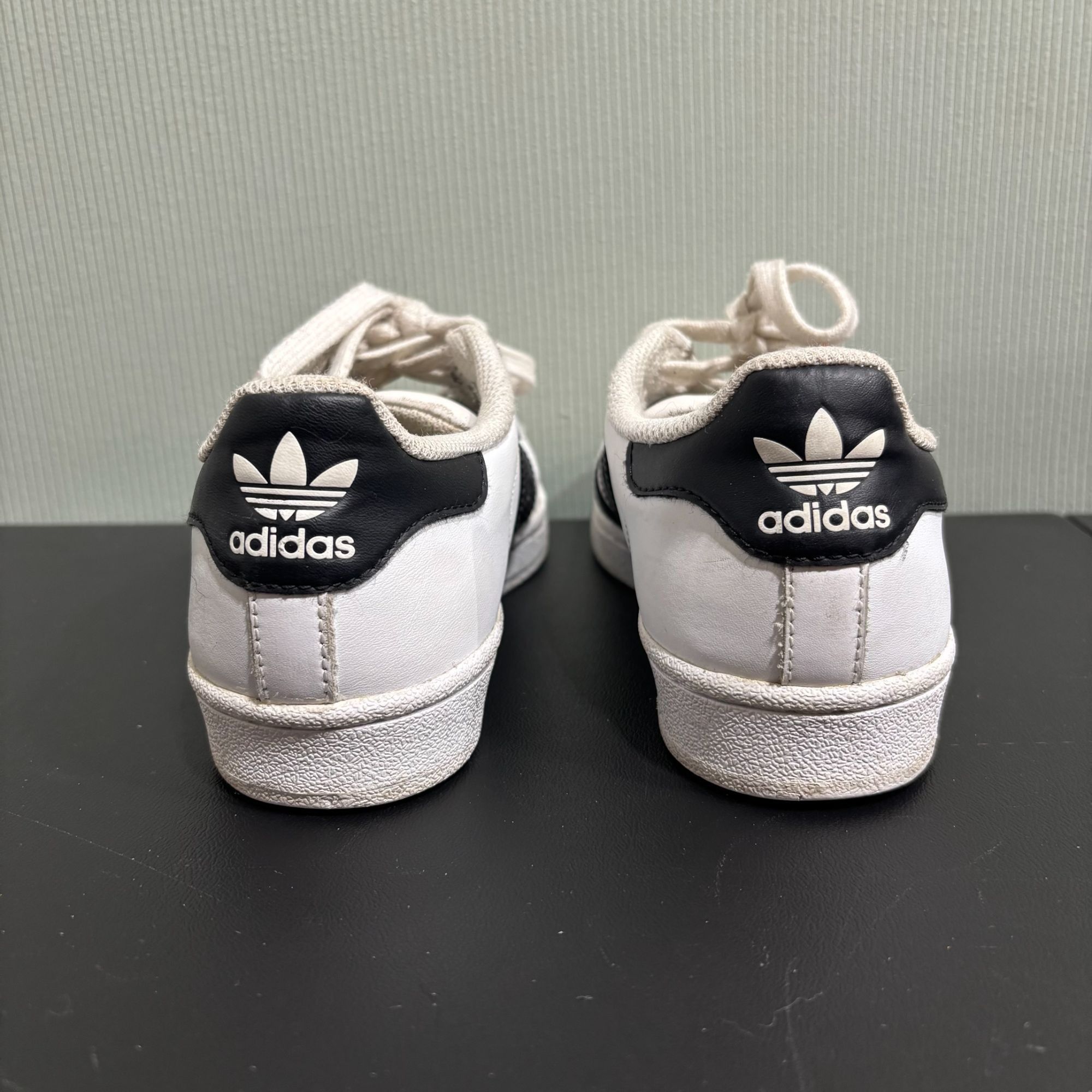 Adidas Adidas Superstar Women’s 5 White Black FX5453 Classic Shel Size US 5 / IT 35 - 5 Thumbnail