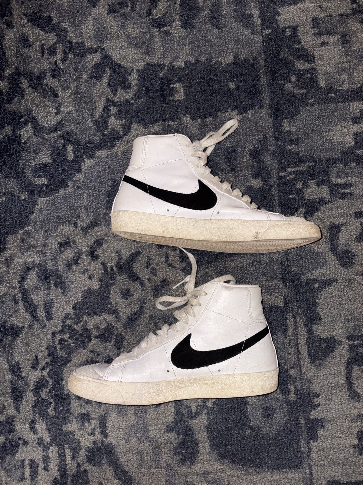 Nike Nike Blazer Mid 77 Size US 9 / IT 39 - 1 Thumbnail