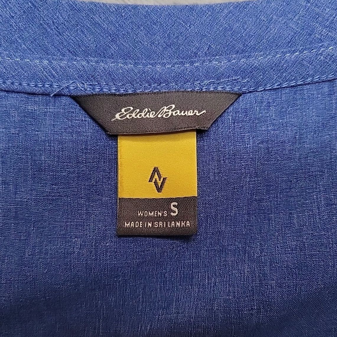 Eddie Bauer VINTAGE Eddie Bauer Shirt Womens S Blue Travex Short Sleeve V-neck Travel Hike Outdoor Size S / US 4 / IT 40 - 4 Thumbnail