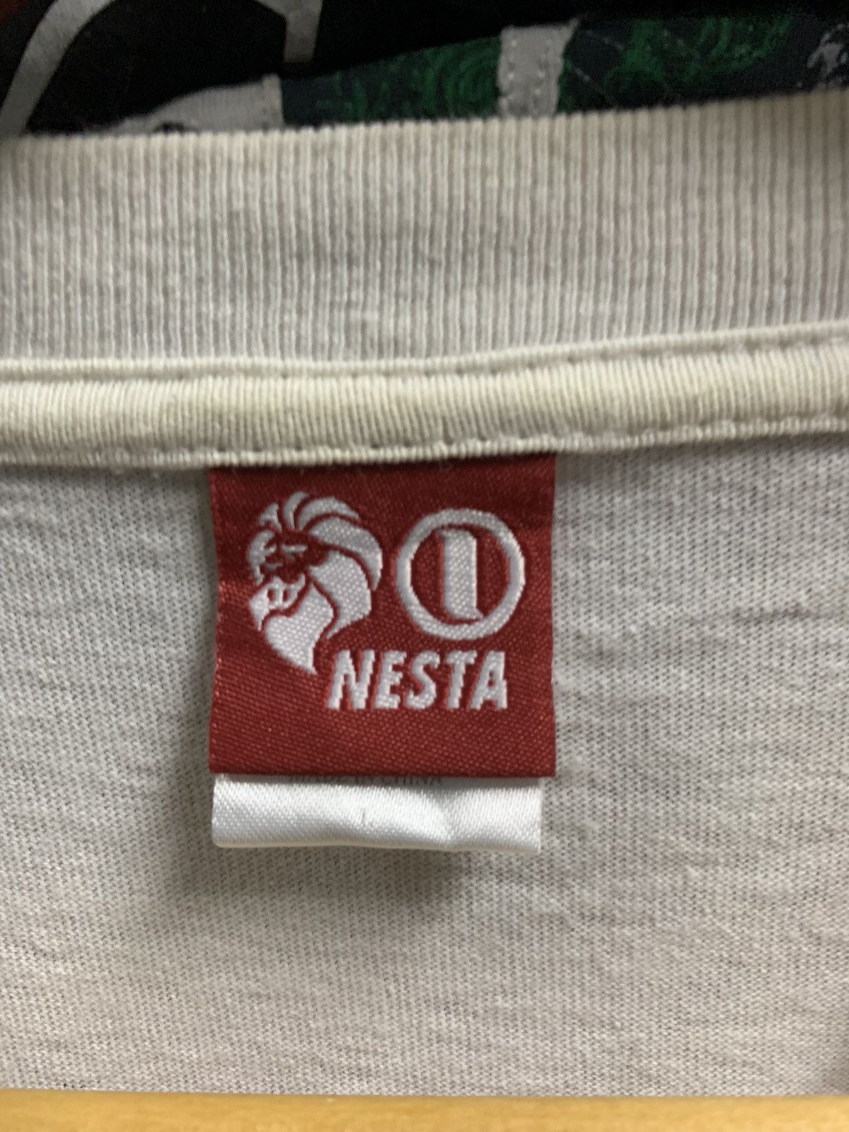 Vintage Nesta big logo white shirt Size US L / EU 52-54 / 3 - 14 Thumbnail