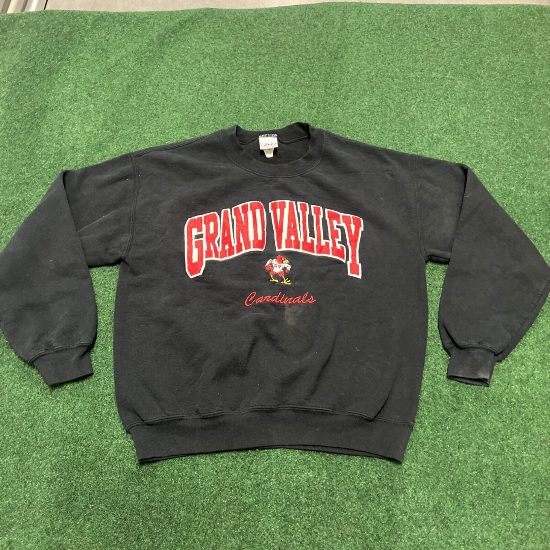 Vintage Vintage Grand Valley State Cardinals Medium football Sweatshirt Sweater Size US M / EU 48-50 / 2 - 1 Thumbnail