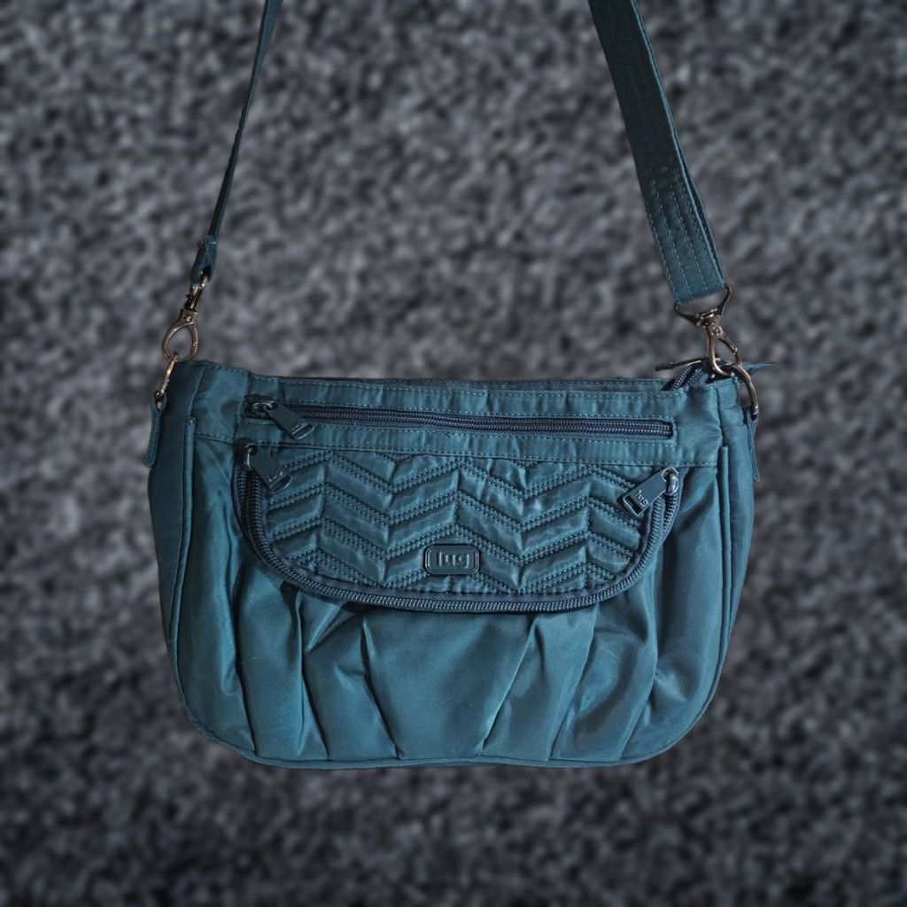 Vintage Lug Classic Mamba Crossbody Bag Blue Green Quilted Nylon Travel Purse Organized - Womens, Small, Crossbody, Navy? Size ONE SIZE - 1 Thumbnail