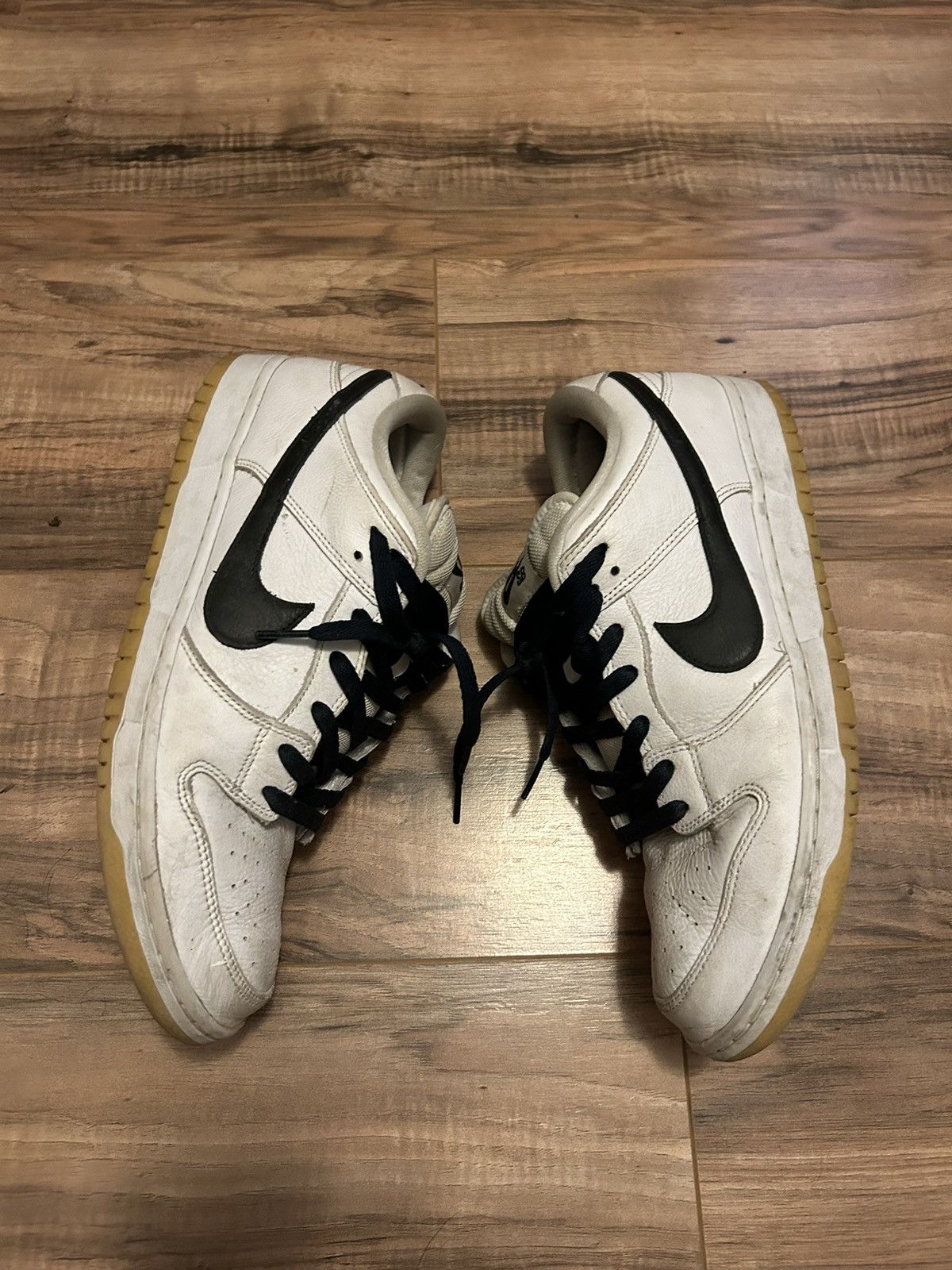 Nike Nike sb dunk low white gum Size US 12 / EU 45 - 1 Thumbnail