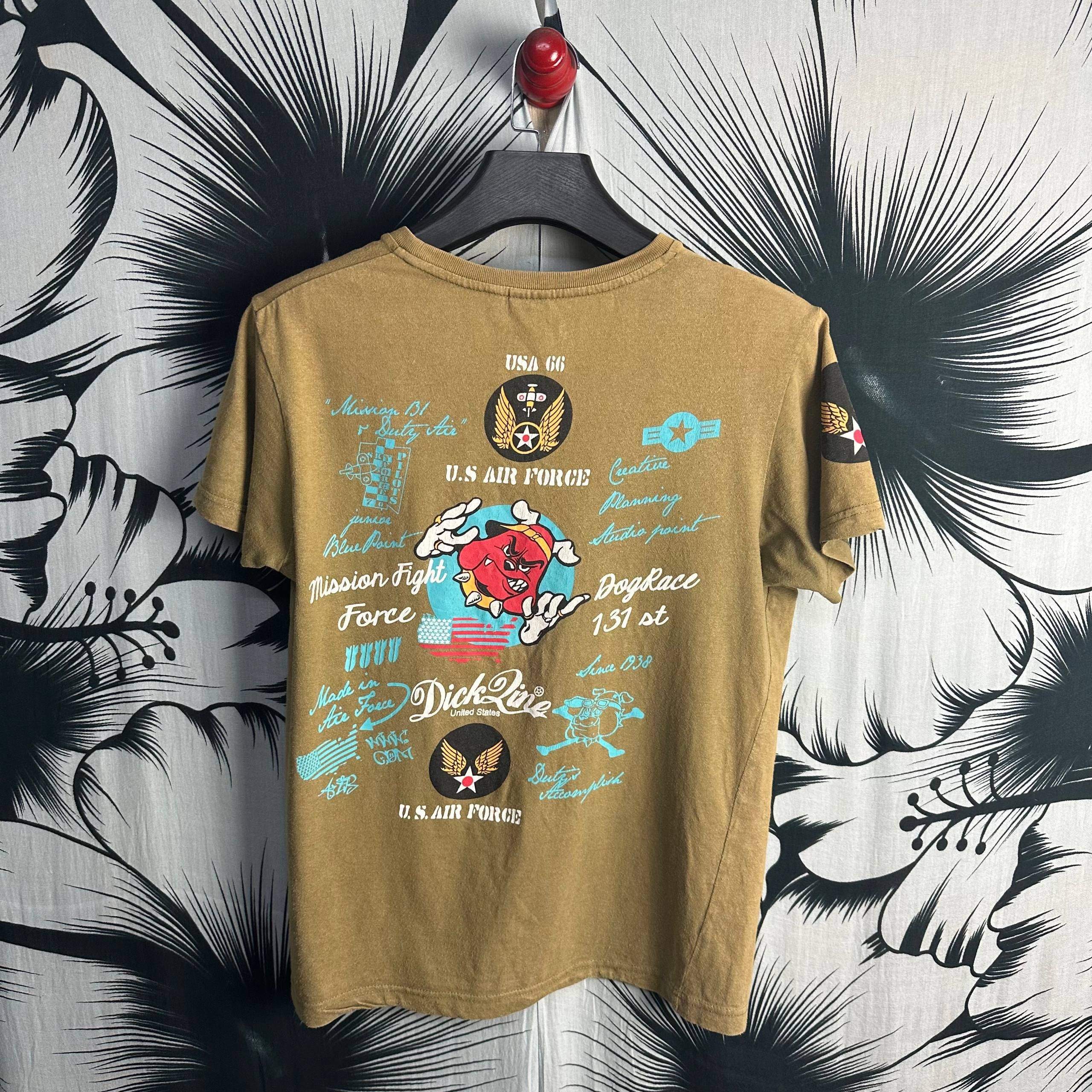 Vintage USAF Army Military Rough Japanese Brand T-Shirt Size US L / EU 52-54 / 3 - 1 Thumbnail