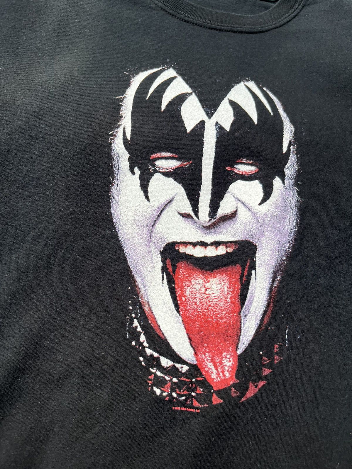 Band Tees × KISS × Vintage Vintage Kiss 2002 y2k face tongue logo band tee t-shirt rock Size US L / EU 52-54 / 3 - 10 Thumbnail