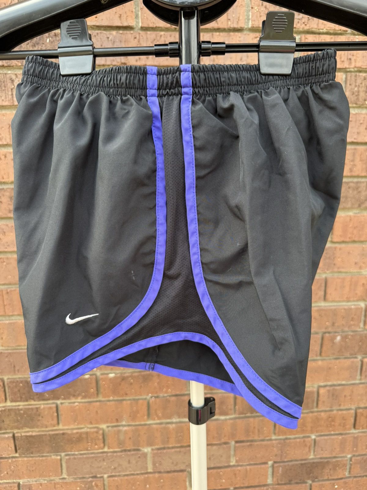 Nike Nike Dri-Fit Tempo 10K Running Shorts Women Black Purple Size 24" / US 00 / IT 34 - 6 Thumbnail