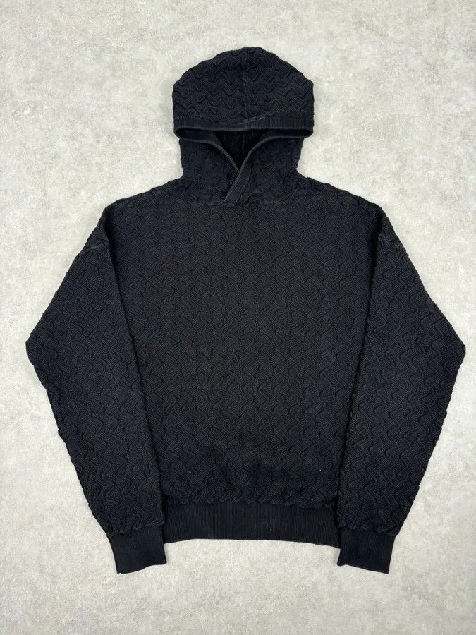 Emporio Armani AW2022 Emporio Armani Black Textured Hoodie Size US S / EU 44-46 / 1 - 1 Thumbnail