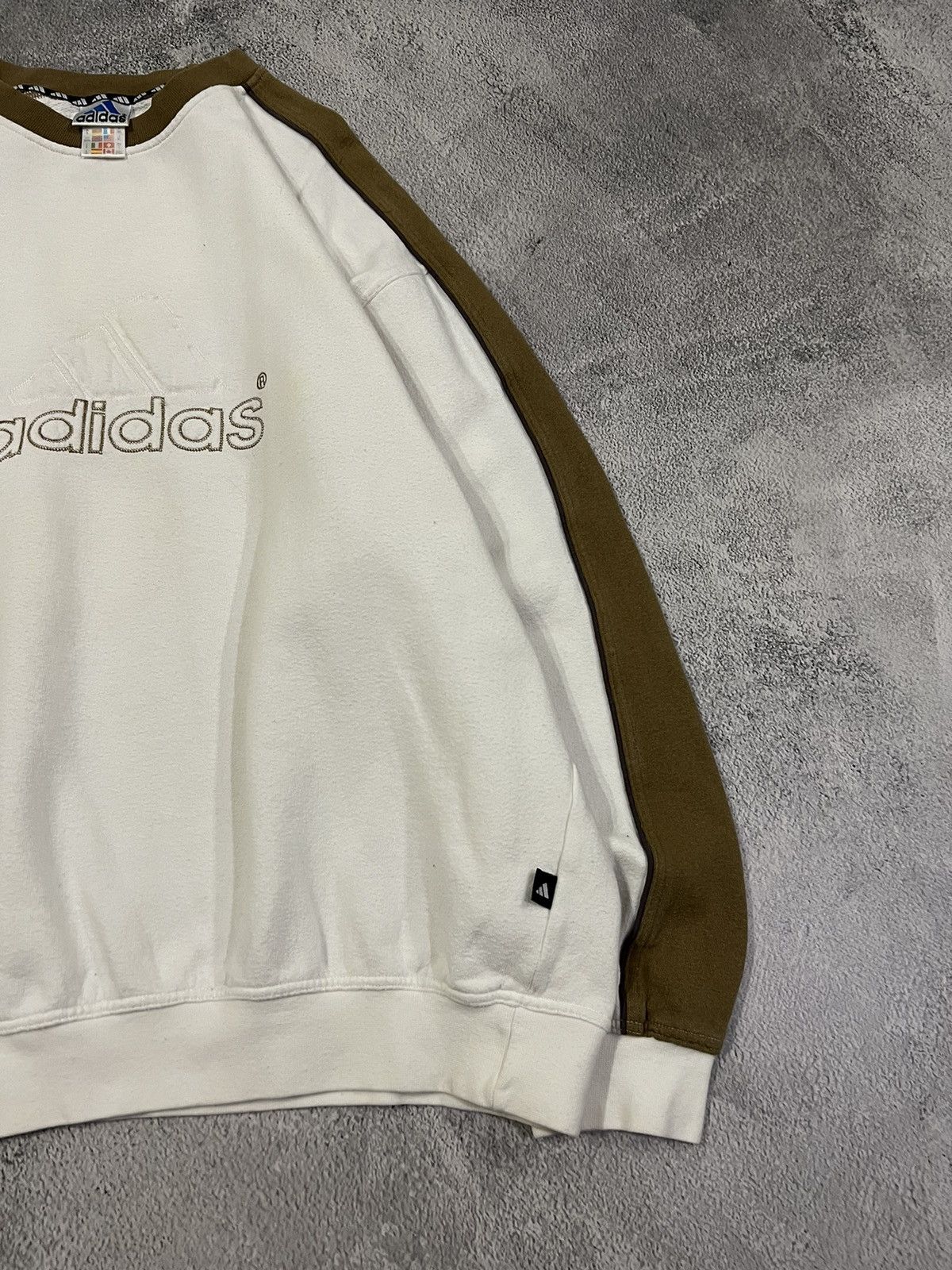 Adidas × Vintage Vintage Y2k Adidas🤍 3D Spellout Big Logo Sweatshirt 90’s Size US XL / EU 56 / 4 - 7 Thumbnail