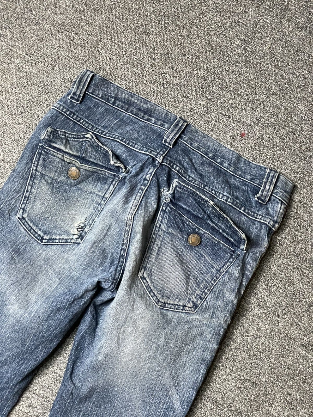 Japanese Brand × Uniqlo × Vintage UNIQLO Distressed Denim Straight Cut Jeans (92) Size US 30 / EU 46 - 10 Thumbnail