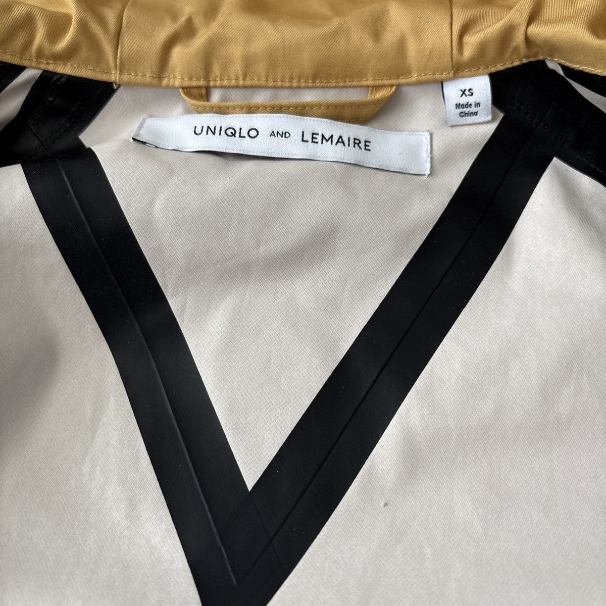 Lemaire × Uniqlo Uniqlo Lemaire Waterproof Jacket Size Men’s XS Size US XS / EU 42 / 0 - 9 Thumbnail