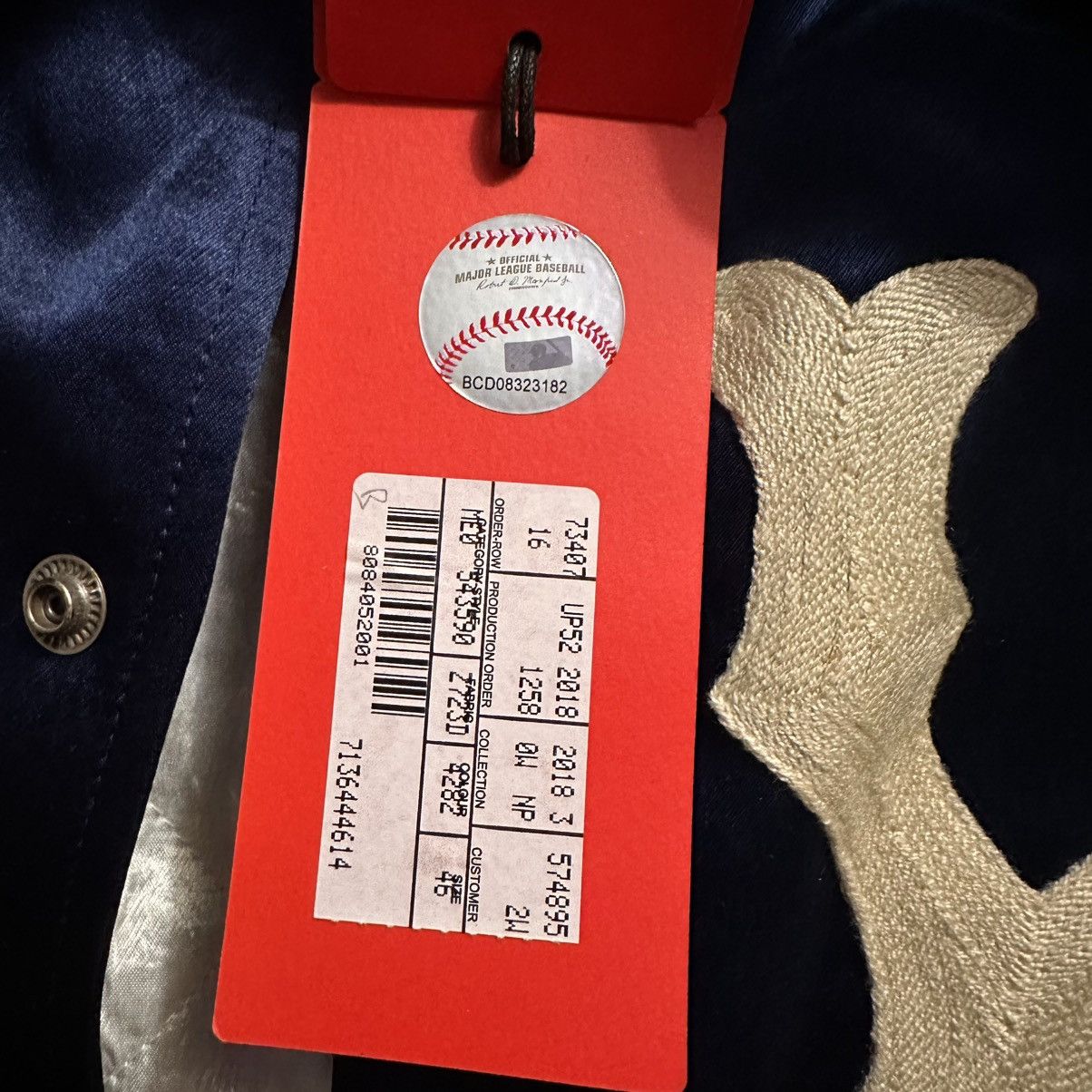 Gucci × Japanese Brand GUCCI New York Yankees Silk Bomber Size US S / EU 44-46 / 1 - 9 Thumbnail