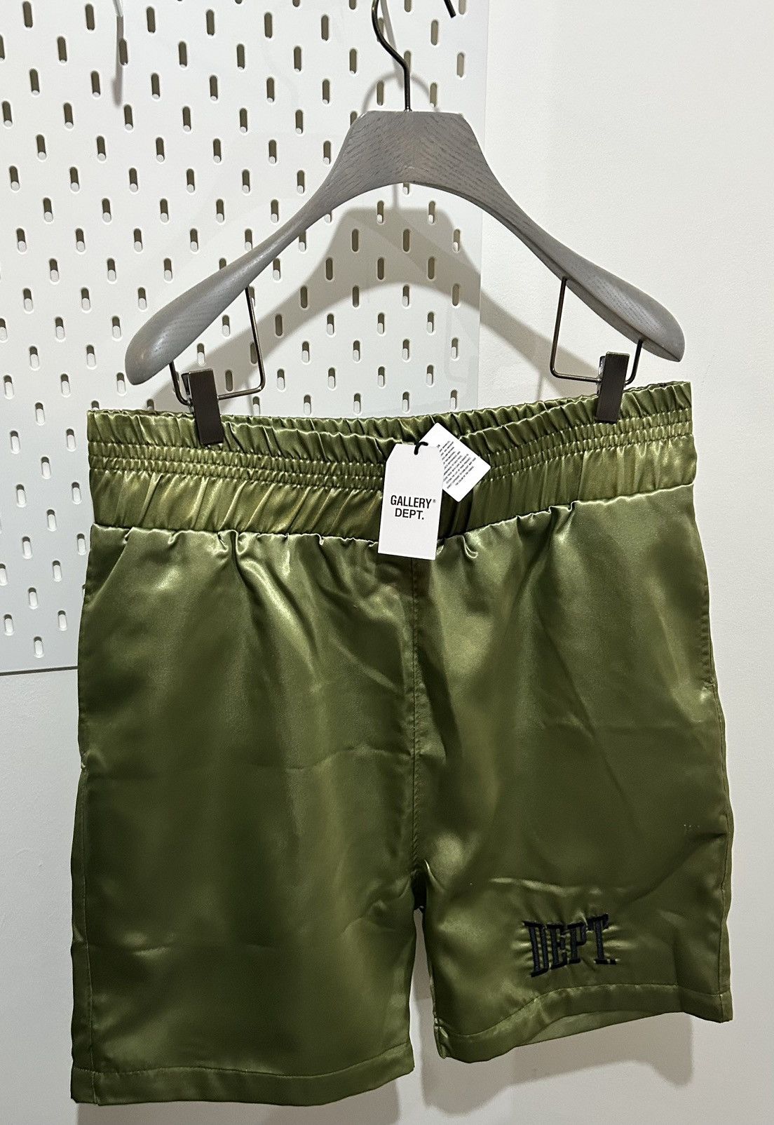 Gallery Dept. Gallery Dept Green & Black Jacky Boxing Logo Shorts Medium Size US 38 / EU 54 - 1 Thumbnail