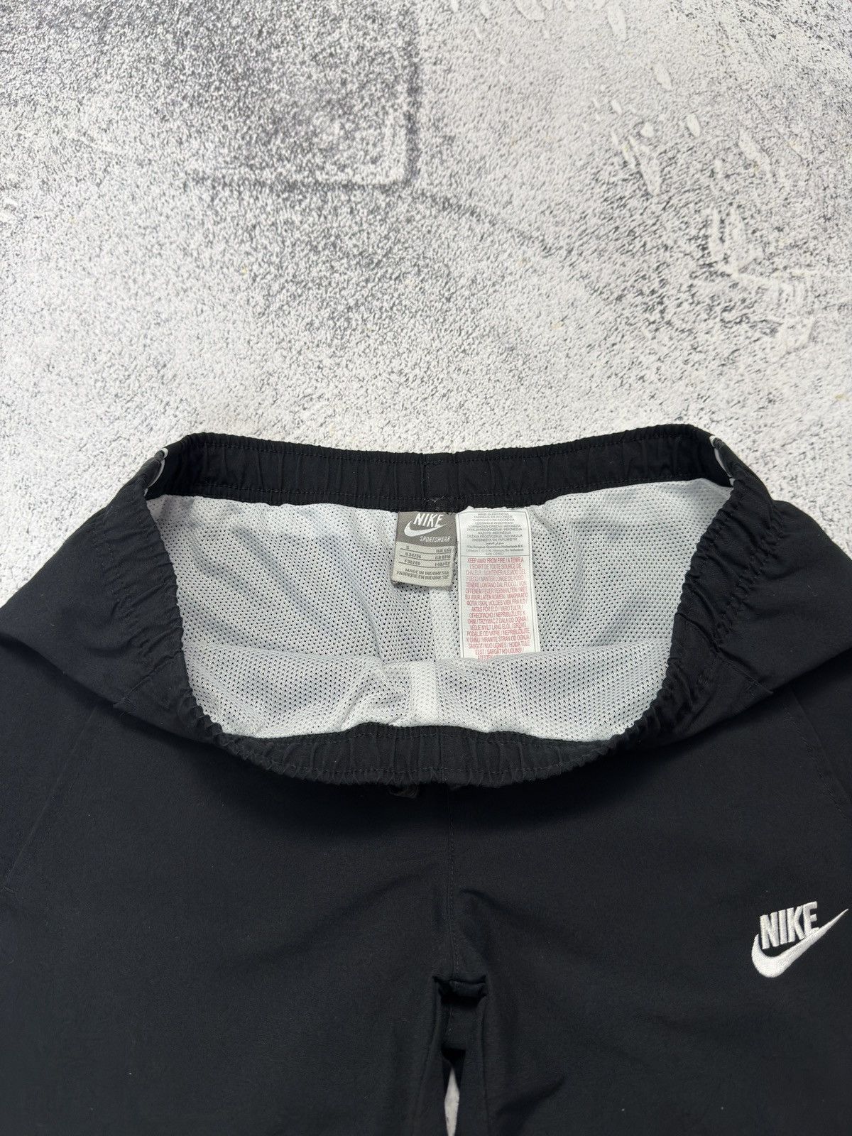 Nike OOs Nike Vintage Nylon Baggy Swoosh Parachute Pants Size US 32 / EU 48 - 7 Thumbnail