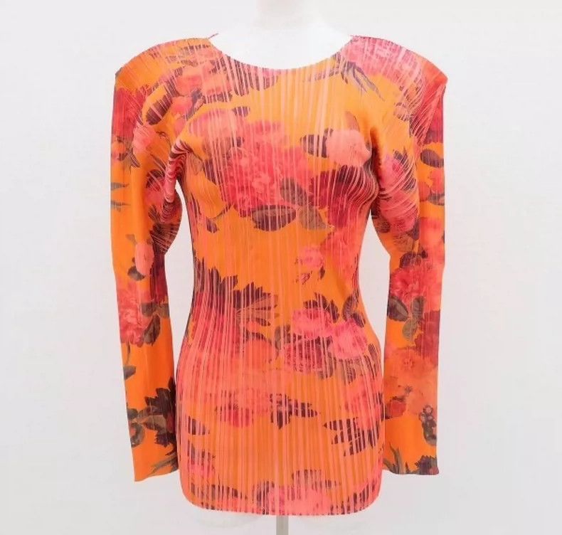 Issey Miyake Issey Miyake Peony-flowered pleated long sleeves Size L / US 10 / IT 46 - 1 Thumbnail