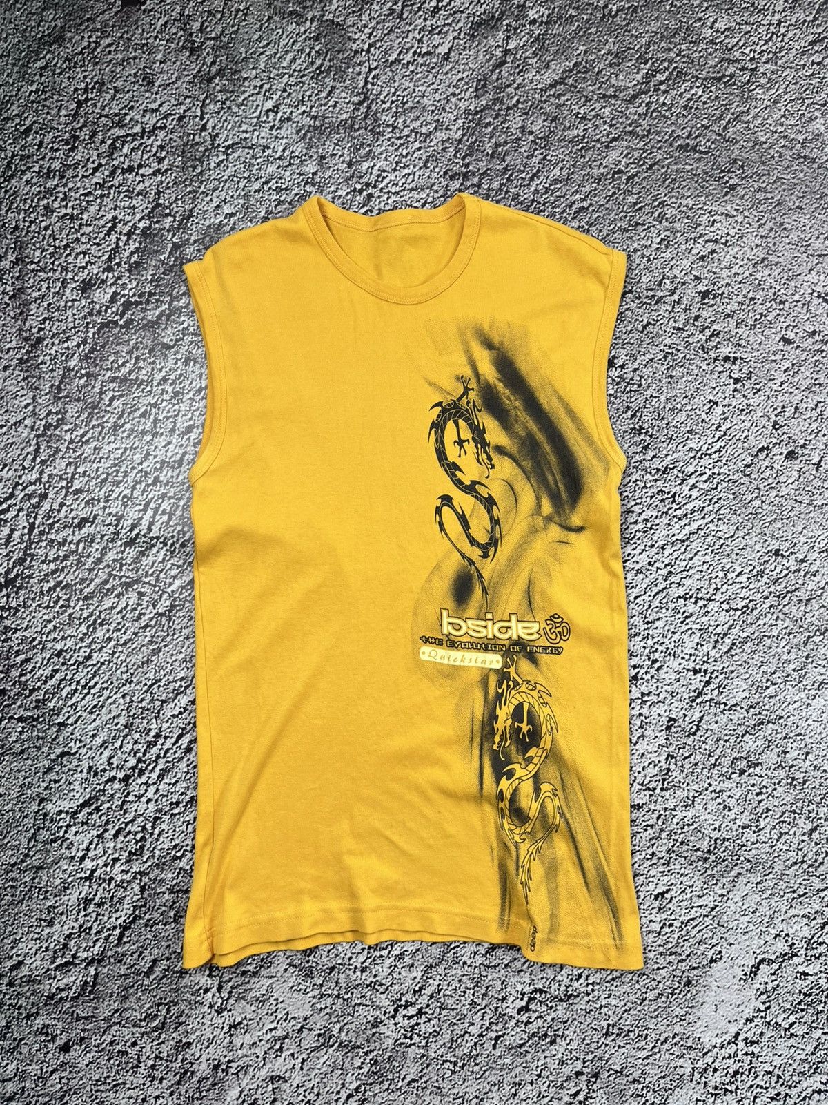 Rap Tees Vintage Y2K rap Japan logo tank top streetwear size M Size US M / EU 48-50 / 2 - 1 Thumbnail