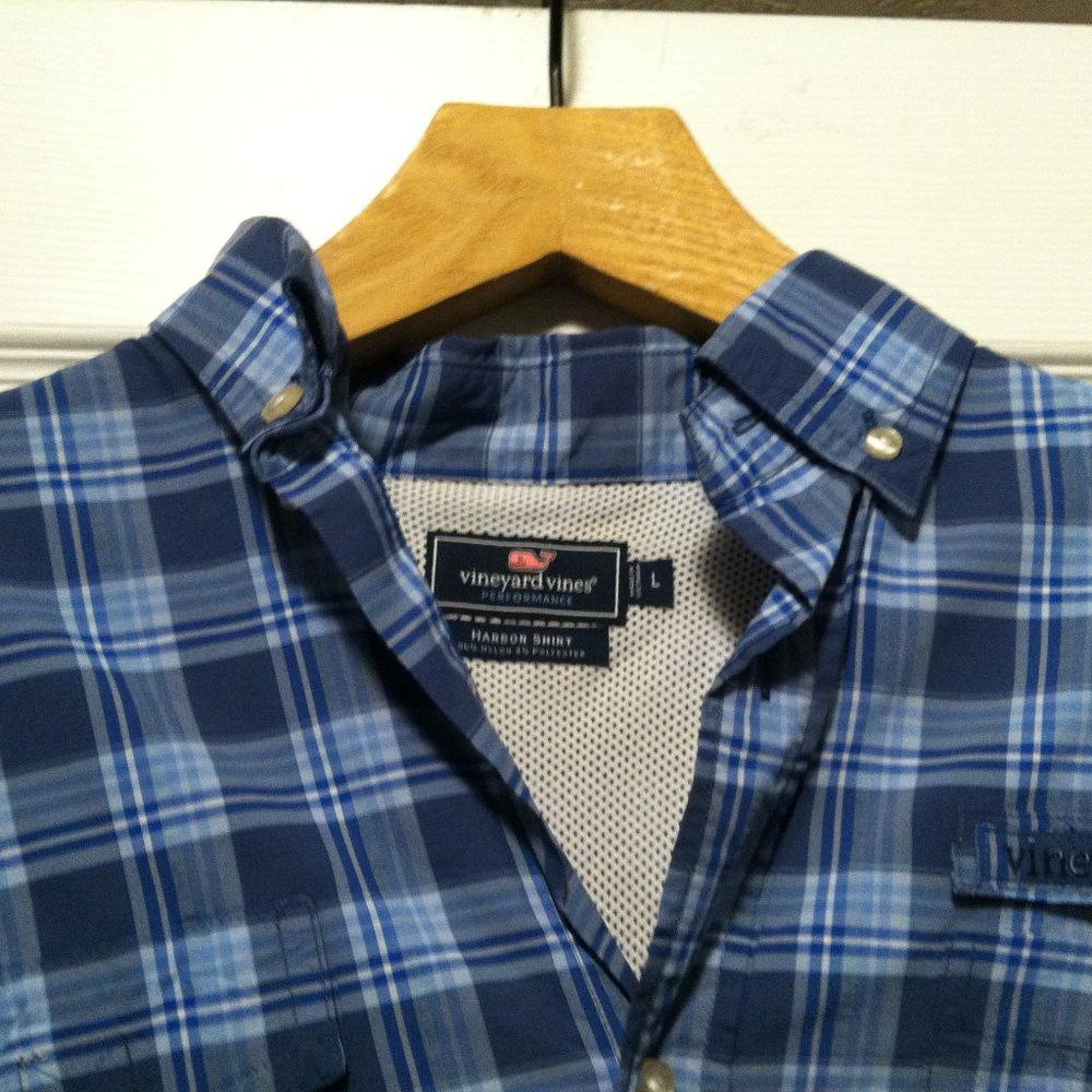 Vineyard Vines VINEYARD VINES MEN'S BLUE 96%NYLON4%POLYESTER CASUAL SHIRT L Size US L / EU 52-54 / 3 - 9 Thumbnail