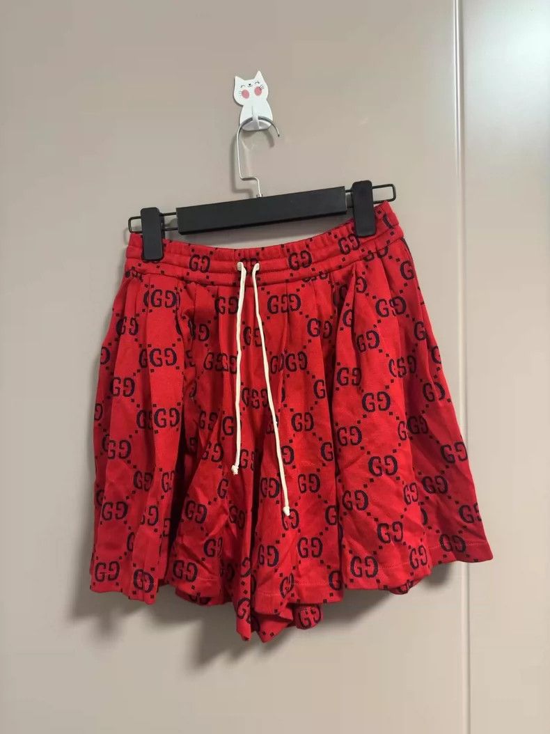 Gucci Gucci Size XS Red GG full-printed logo skirts and trousers Size 42" / US 20 - 1 Thumbnail