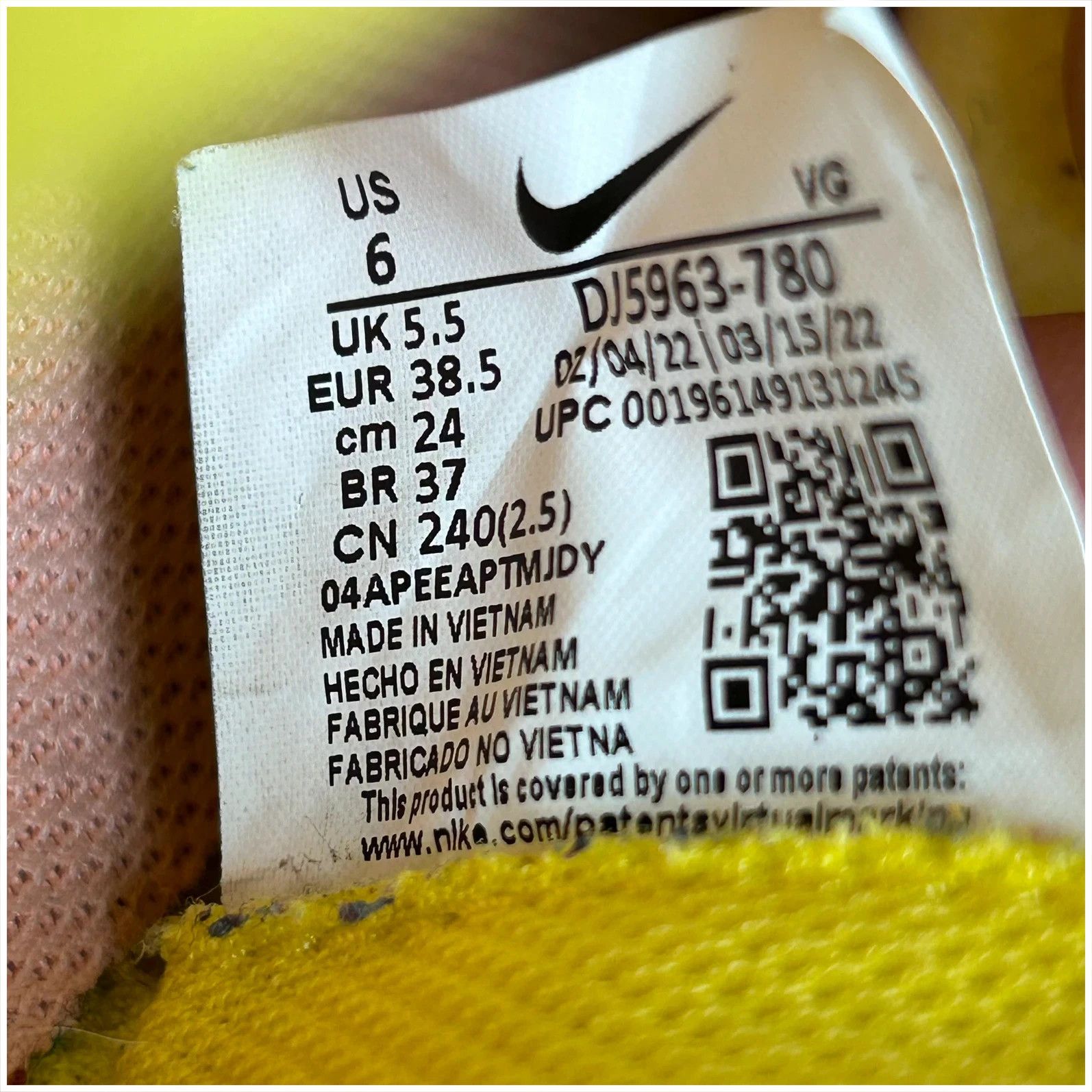 Nike Nike Mercurial Vapor 15 Club MG strike sunset football boots Size US 8.5 / IT 38.5 - 10 Thumbnail