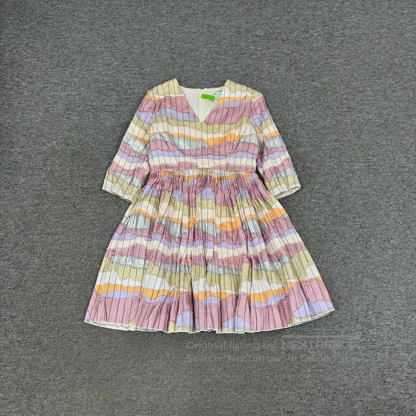Dior Dior size 40 Elegant color V-neck dress made of a blend of Size M / US 6-8 / IT 42-44 - 1 Thumbnail