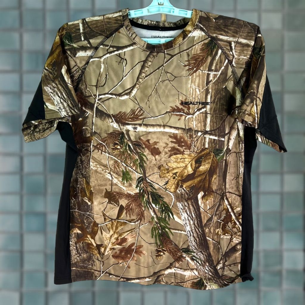Realtree Realtree Real Tree AP Camo Shirt Mens L Adult Large Camouflage Multicolor Short Sleeve Crew Neck Logo Knit Polyester Spandex All Seasons Regular Size US L / EU 52-54 / 3 - 1 Thumbnail