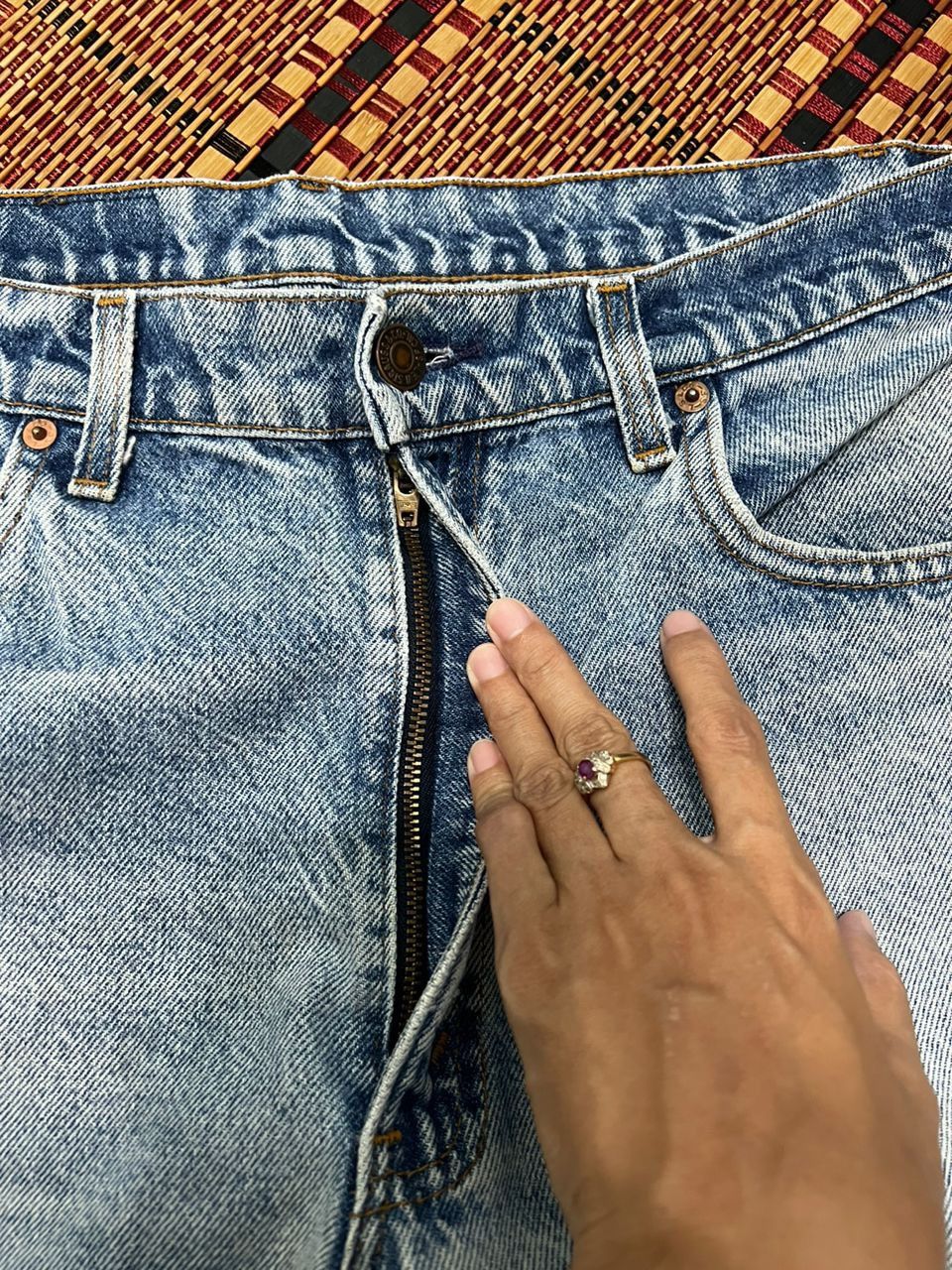 Levi's × Vintage Vintage Levis 505 Acid Wash Distressed Size US 33 - 7 Thumbnail