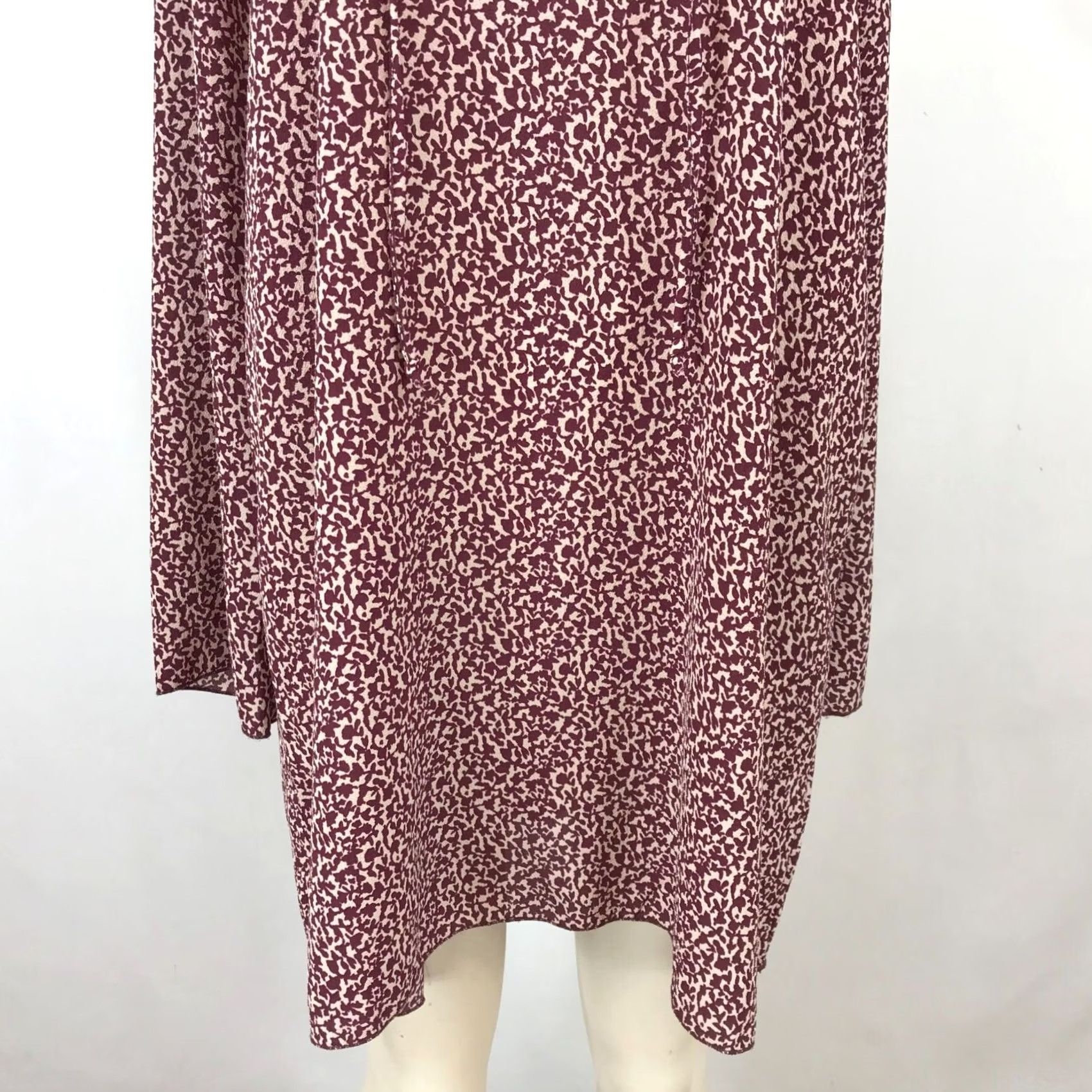 Vintage LA FEE MARABOUTE'E WOMENS 40 BURGUNDY LONG SLEEVE V NECK POLYESTER TUNIC TOP Size S / US 4 / IT 40 - 3 Thumbnail