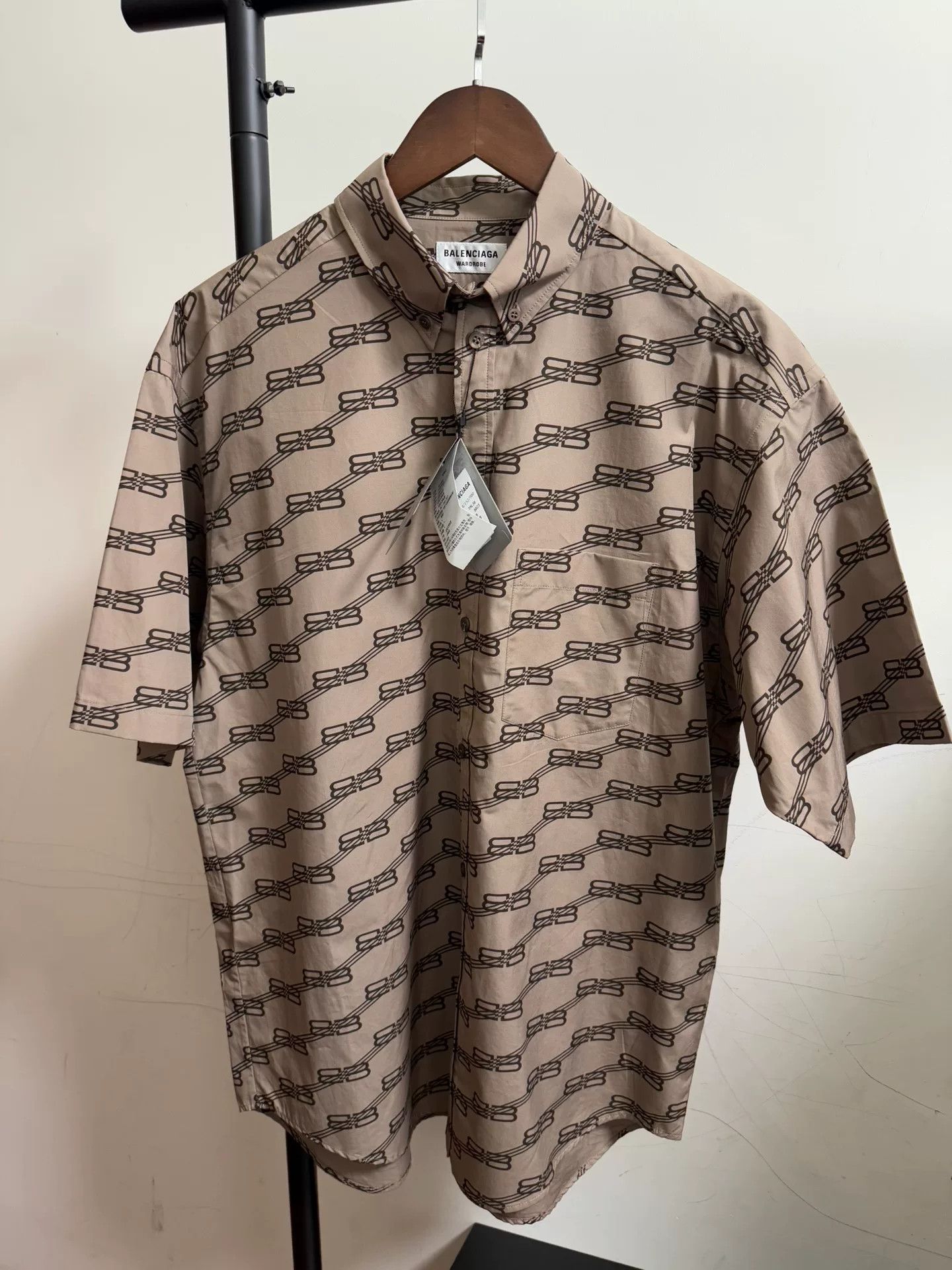Balenciaga Balenciaga Brown Print Short Sleeve Shirt Size XS / US 0-2 / IT 36-38 - 1 Thumbnail