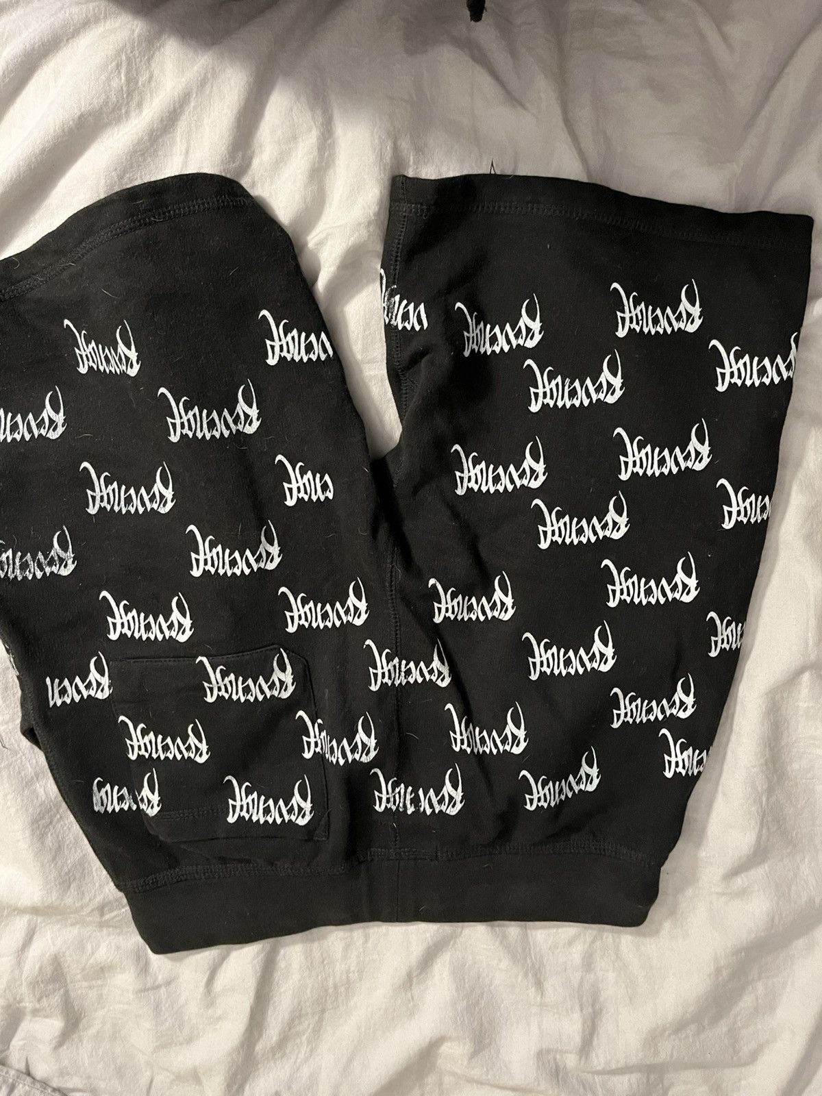 Revenge Revenge all over print shorts Size US 28 / EU 44 - 4 Thumbnail