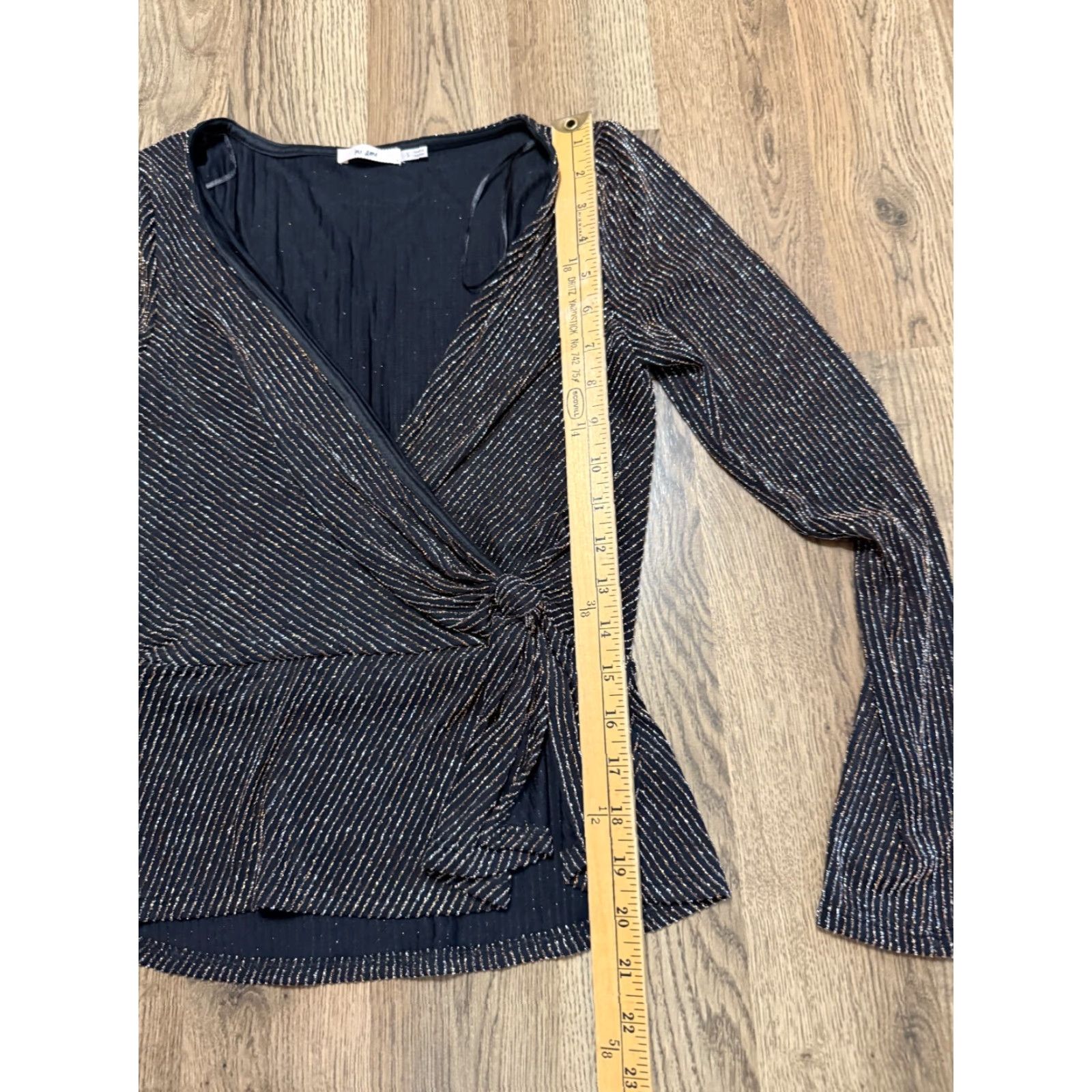 Vintage Mi Ami Blouse Women's Size Small Black Sparkly Gold Long Sleeve V-neck Wrap Shirt Size S / US 4 / IT 40 - 7 Thumbnail