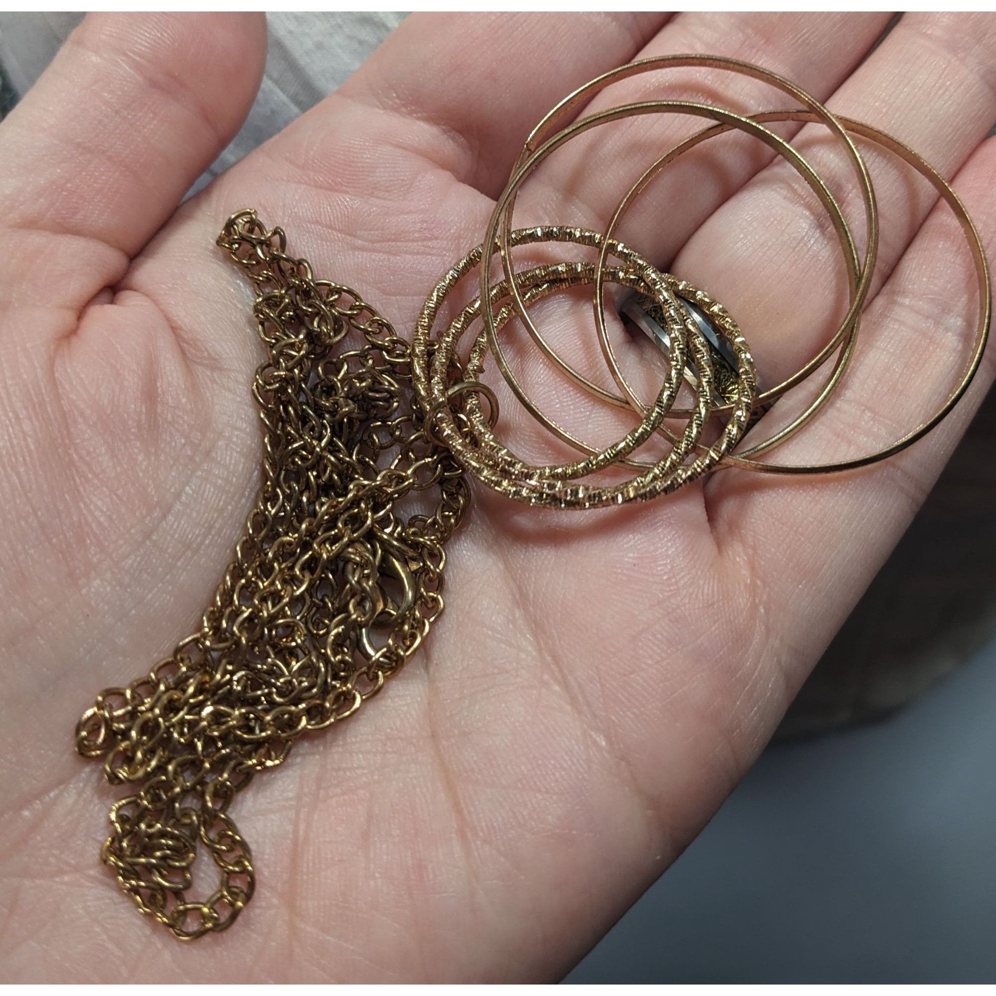 Other Casual Geometric Gold Tone Double Ring Pendant Necklace Size ONE SIZE - 3 Thumbnail
