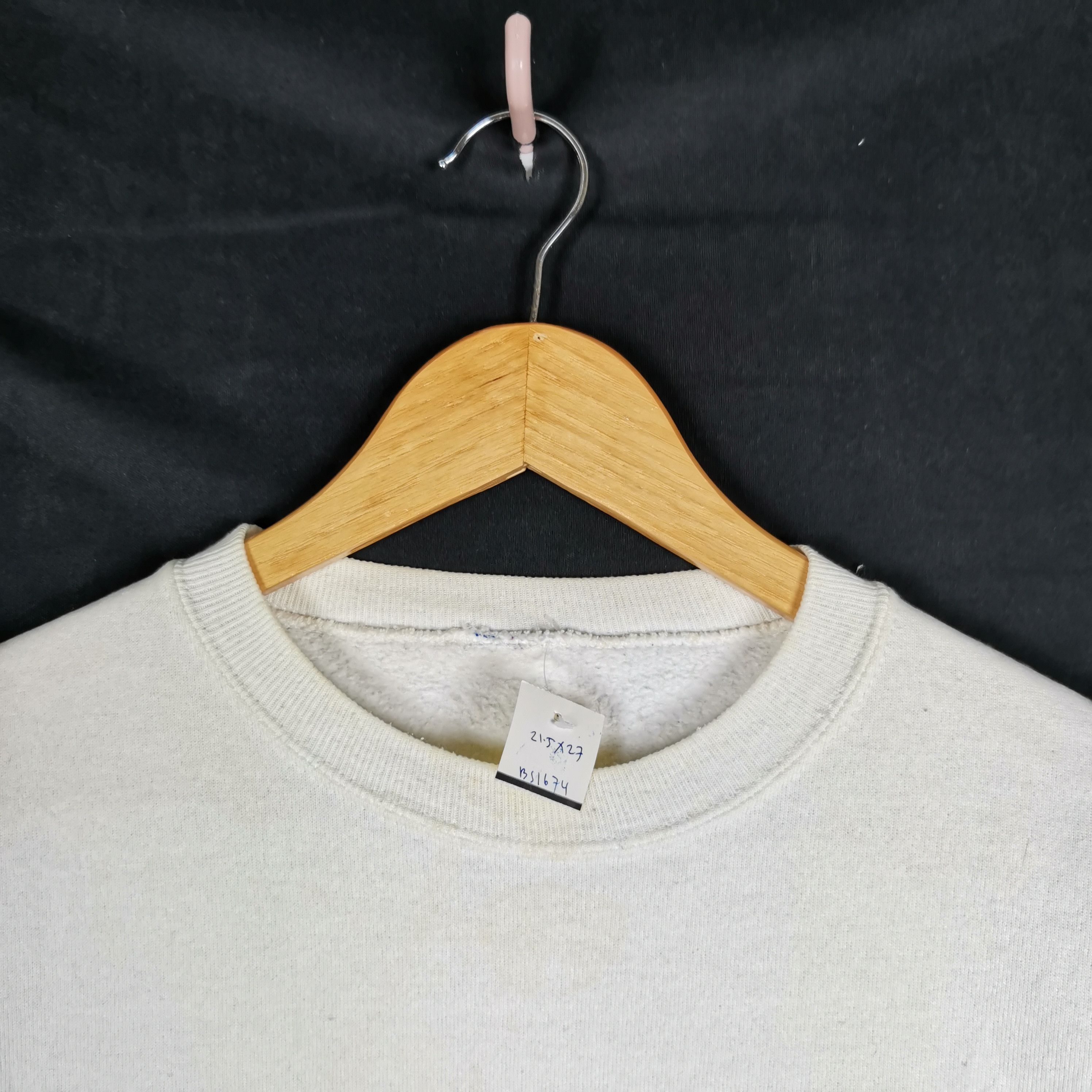 Champion Vintage Champion Sweatshirt Sweater Jumper Pullover Size US L / EU 52-54 / 3 - 4 Thumbnail