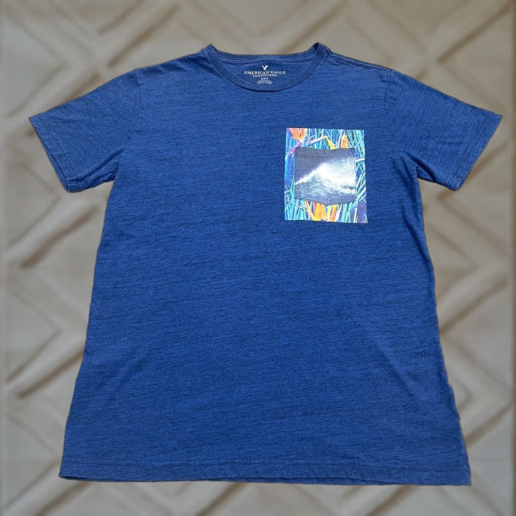American Eagle Outfitters American Eagle Outfitters Wave Pocket Tee Mens Medium Heather Blue Beach T-Shirt Size US M / EU 48-50 / 2 - 1 Thumbnail