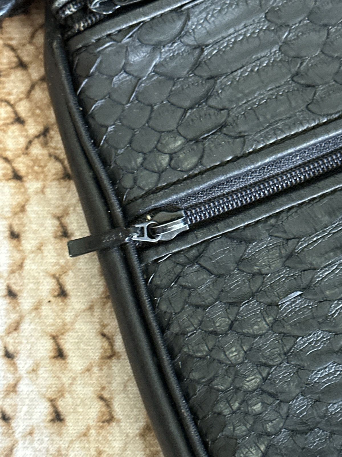 KMRii Vintage Made in Japan Snakeskin Leather Kmrii Style Bag Size ONE SIZE - 11 Thumbnail