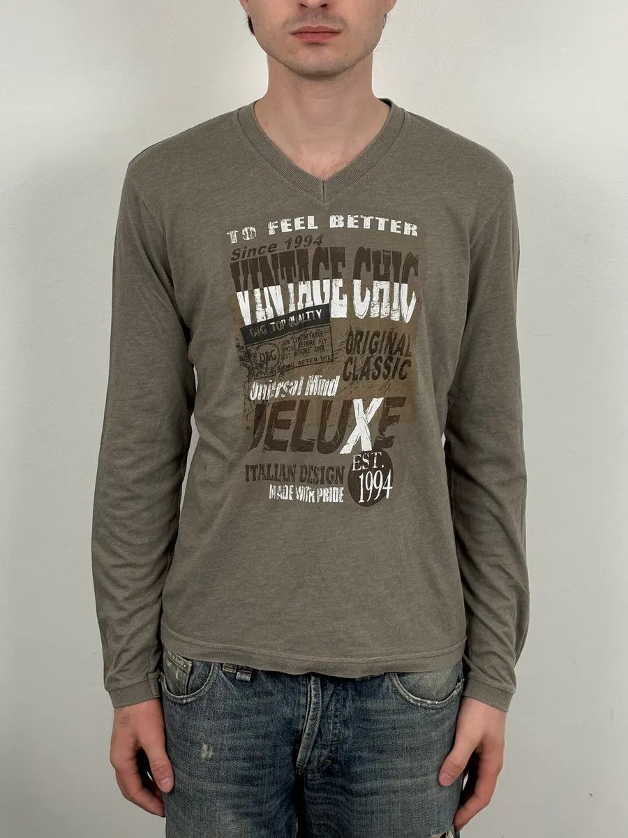Dolce & Gabbana 2000s Dolce & Gabbana Grey V-Neck Deluxe Longsleeve T-Shirt Size US S / EU 44-46 / 1 - 2 Thumbnail