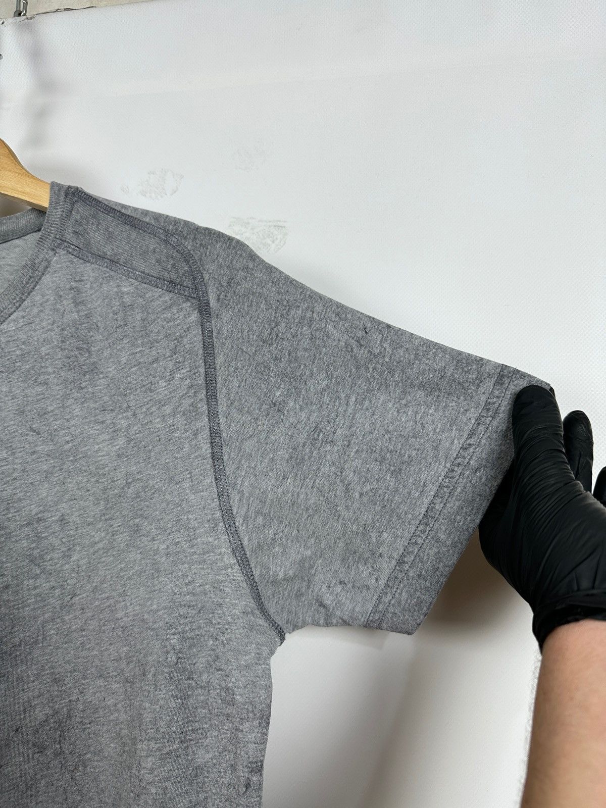 Stone Island Stone Island Dust Treatment Washed Gray T-Shirt Size US S / EU 44-46 / 1 - 9 Thumbnail