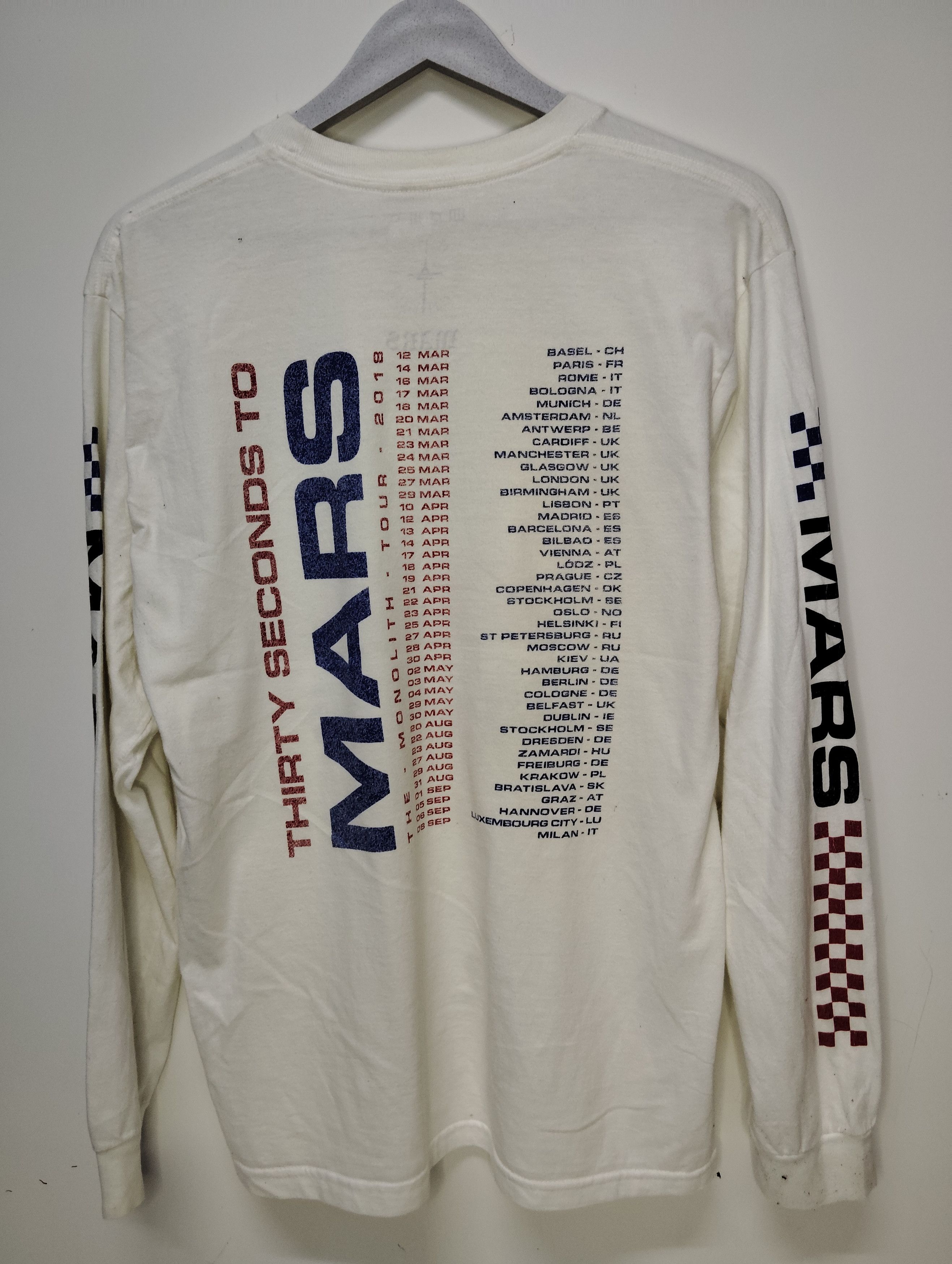 Band Tees 30 Seconds To Mars ; The Monolith Tour 2018 Size US M / EU 48-50 / 2 - 3 Thumbnail
