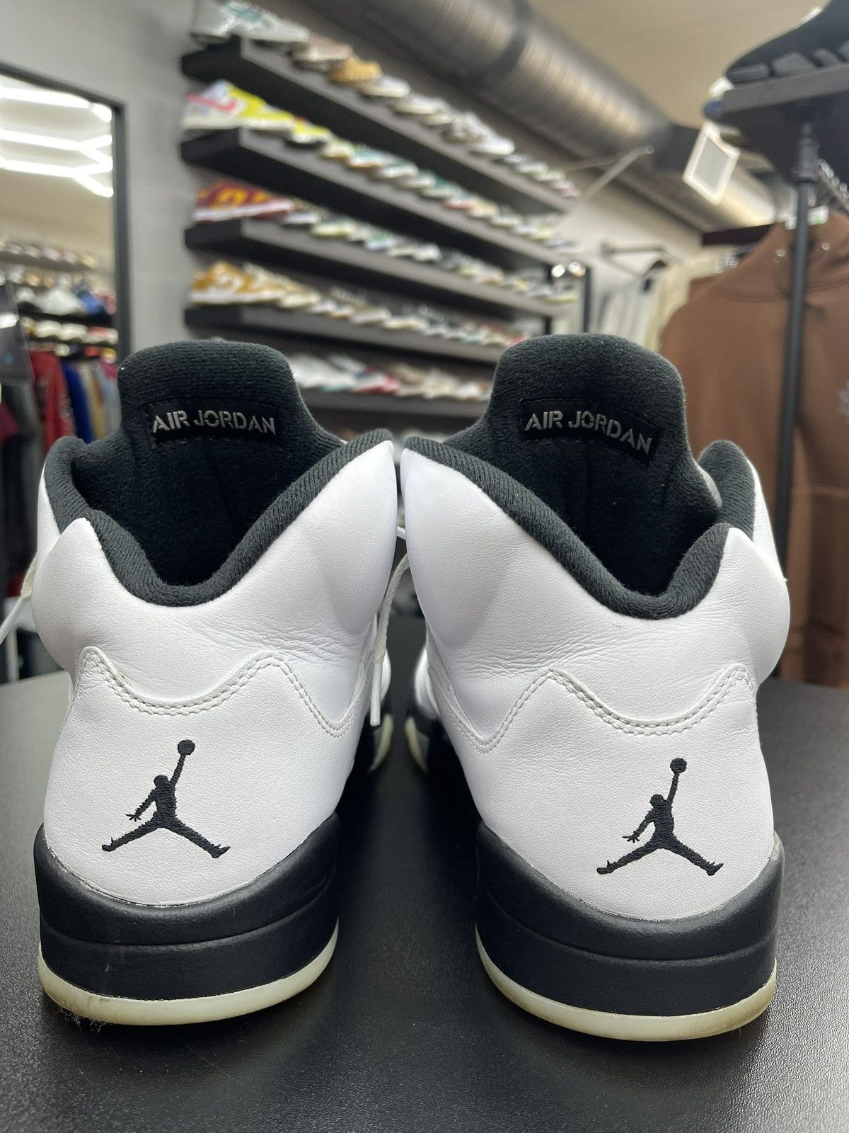 Jordan Brand Size 10.5 - Jordan 5 Retro Reverse Metallic Size US 10.5 / EU 43-44 - 4 Thumbnail