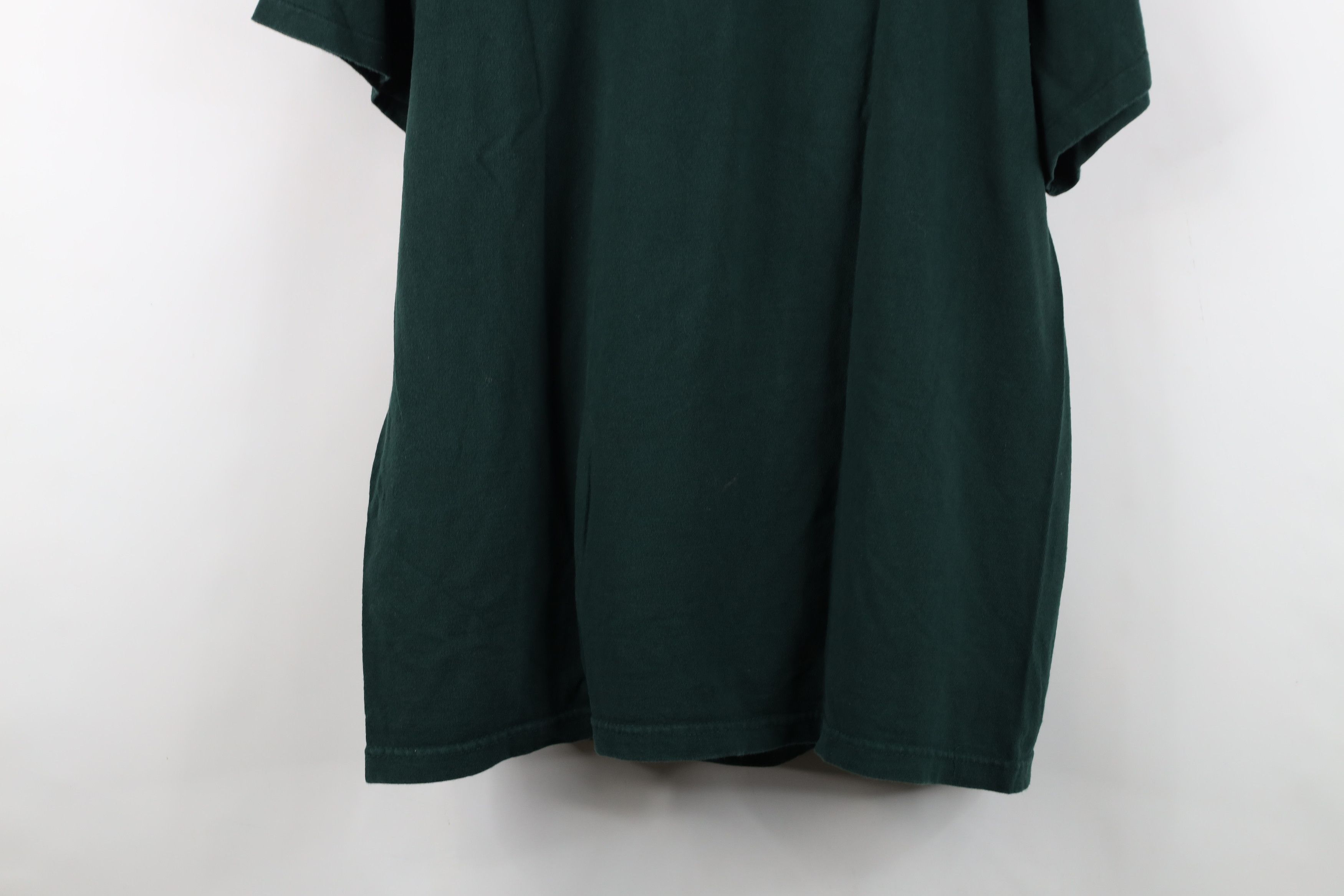 Vintage Vintage 90s DC Comics Short Sleeve T-Shirt Green USA Size US XL / EU 56 / 4 - 14 Thumbnail