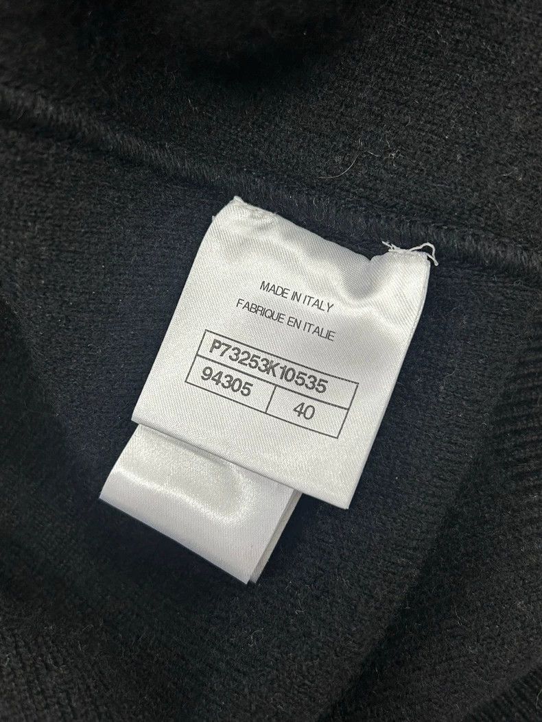 Chanel Chanel Ski series pearl double C large logo cashmere sweat Size S / US 4 / IT 40 - 4 Thumbnail