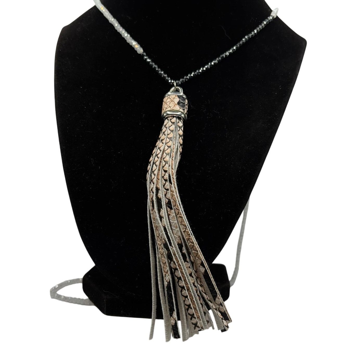 Other Beige Faux Snakeskin Tassel Necklace Size ONE SIZE - 1 Thumbnail