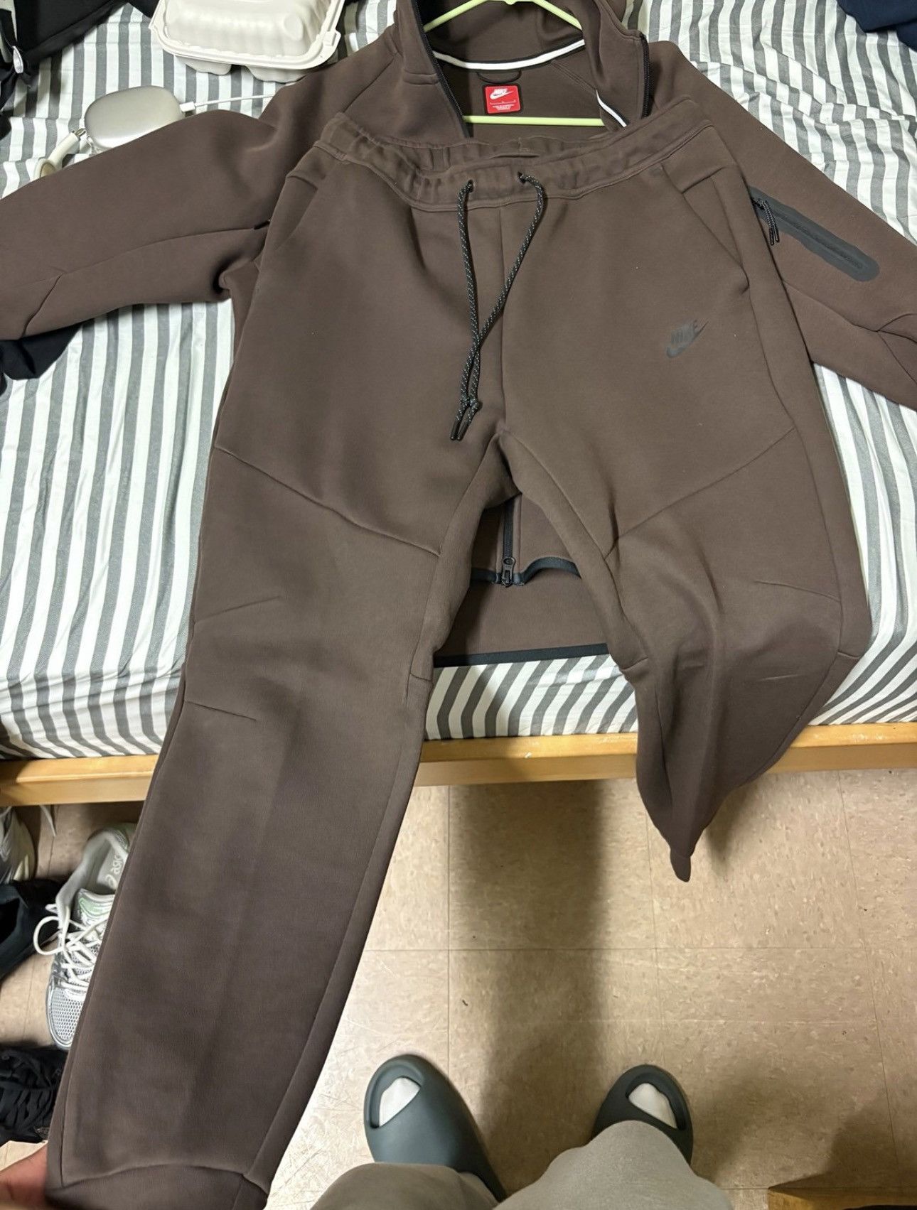Nike Nike tech brand new size large Size US L / EU 52-54 / 3 - 5 Thumbnail