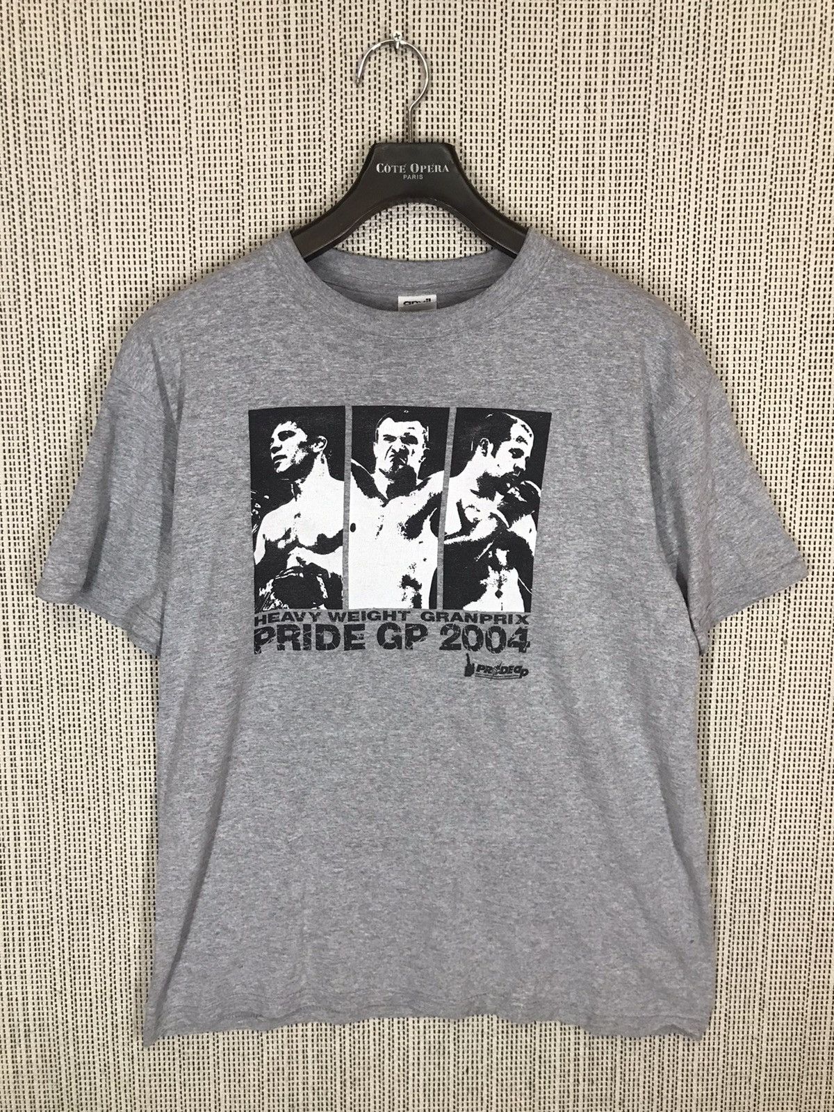 Vintage ‼️Y2K HEAVY WEIGHT GRANPRIX PRIDE 2004 tshirt‼️ Size US L / EU 52-54 / 3 - 1 Thumbnail