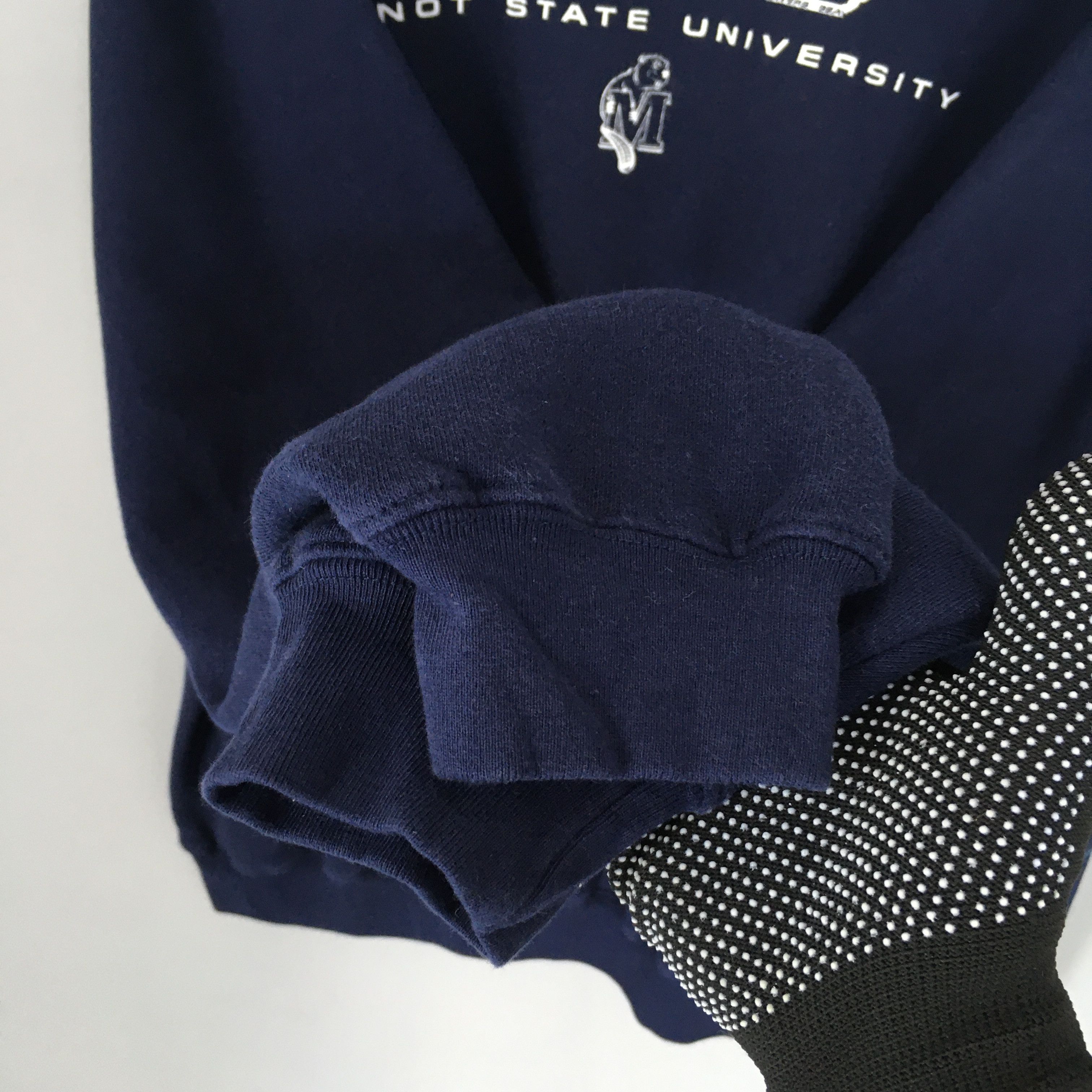 Vintage Vintage Minot State University Sweatshirt Large Size US L / EU 52-54 / 3 - 5 Thumbnail