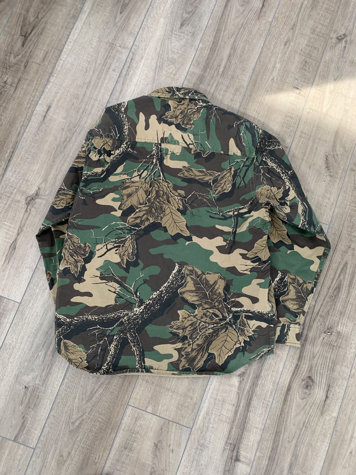 Supreme Supreme Camo Snap Shirt L Size US L / EU 52-54 / 3 - 3 Thumbnail