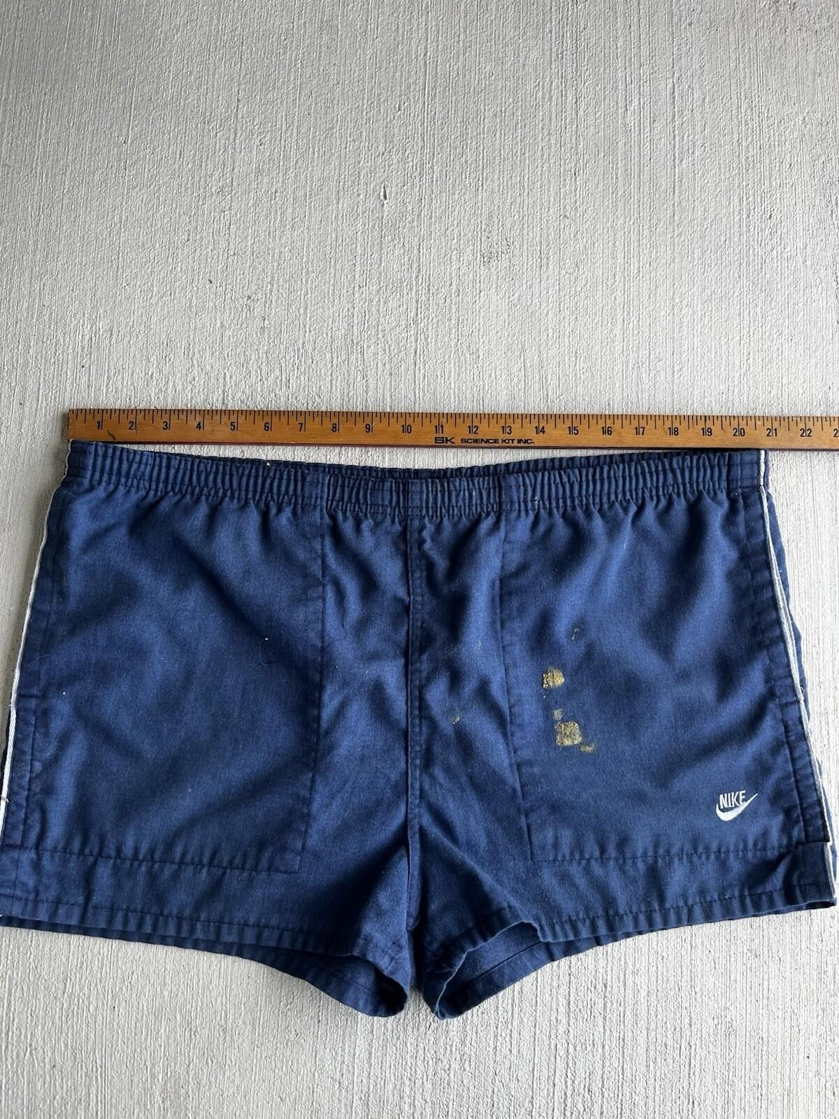 Nike VTG Nike Swoosh Navy Blue Shorts Embroidered Logo 90s 80s Size US 34 / EU 50 - 6 Thumbnail