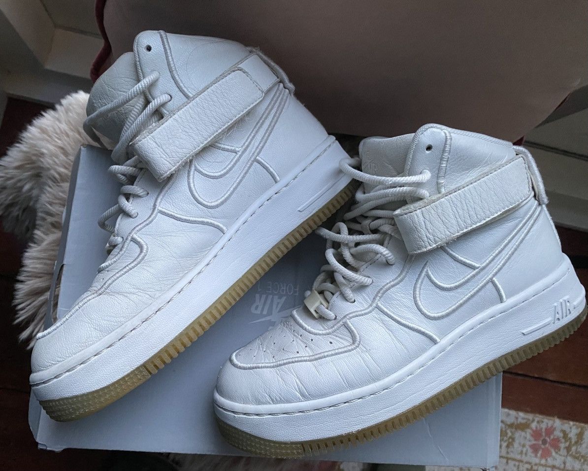 Nike Women’s Air Force 1 ‘07 White size 7 Size US 7 / IT 37 - 11 Thumbnail