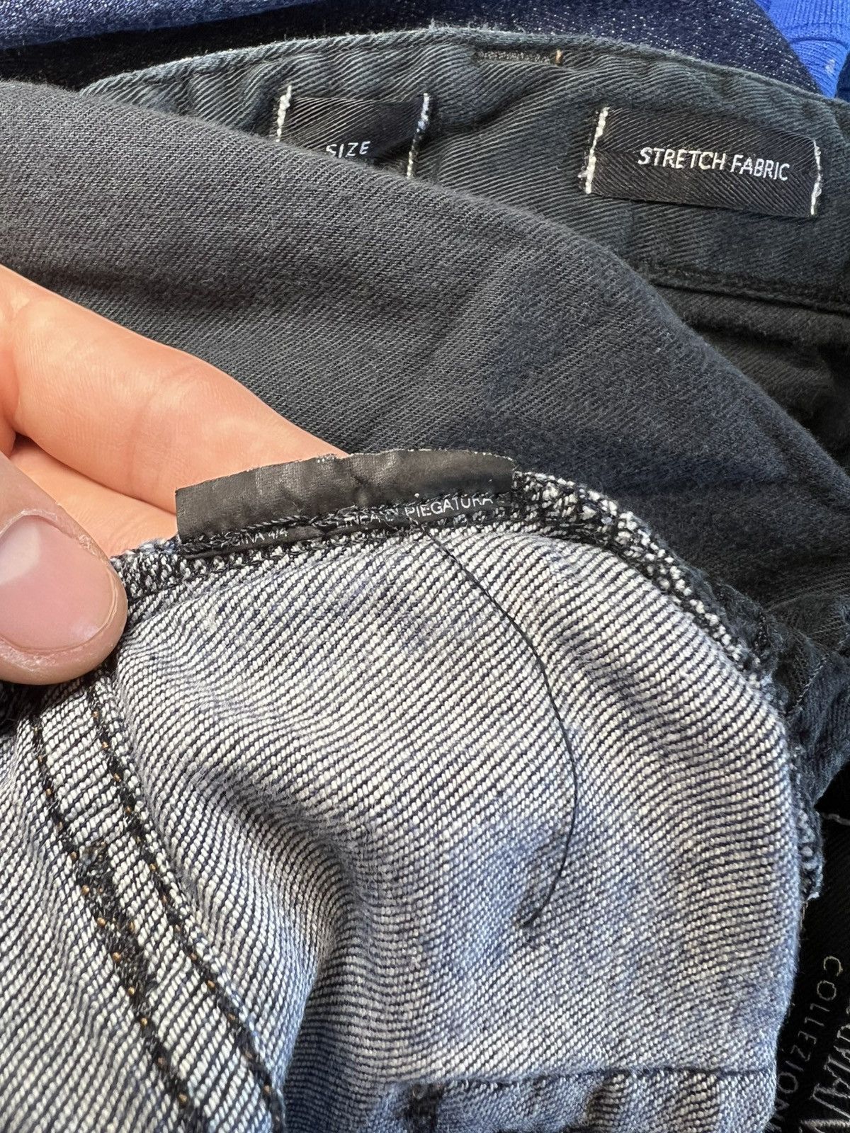 Armani Collezioni Vintage Armani Collezioni J06 slim fit low waist blue jeans Size US 33 - 17 Thumbnail