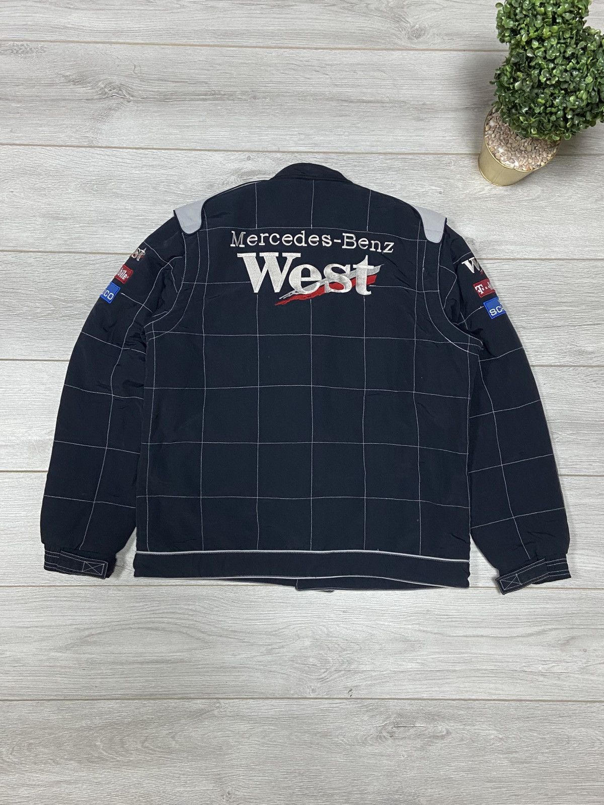 Mercedes-Benz Mercedes Siemens Warsteiner Micheline West bomber jacket Size US XL / EU 56 / 4 - 2 Thumbnail