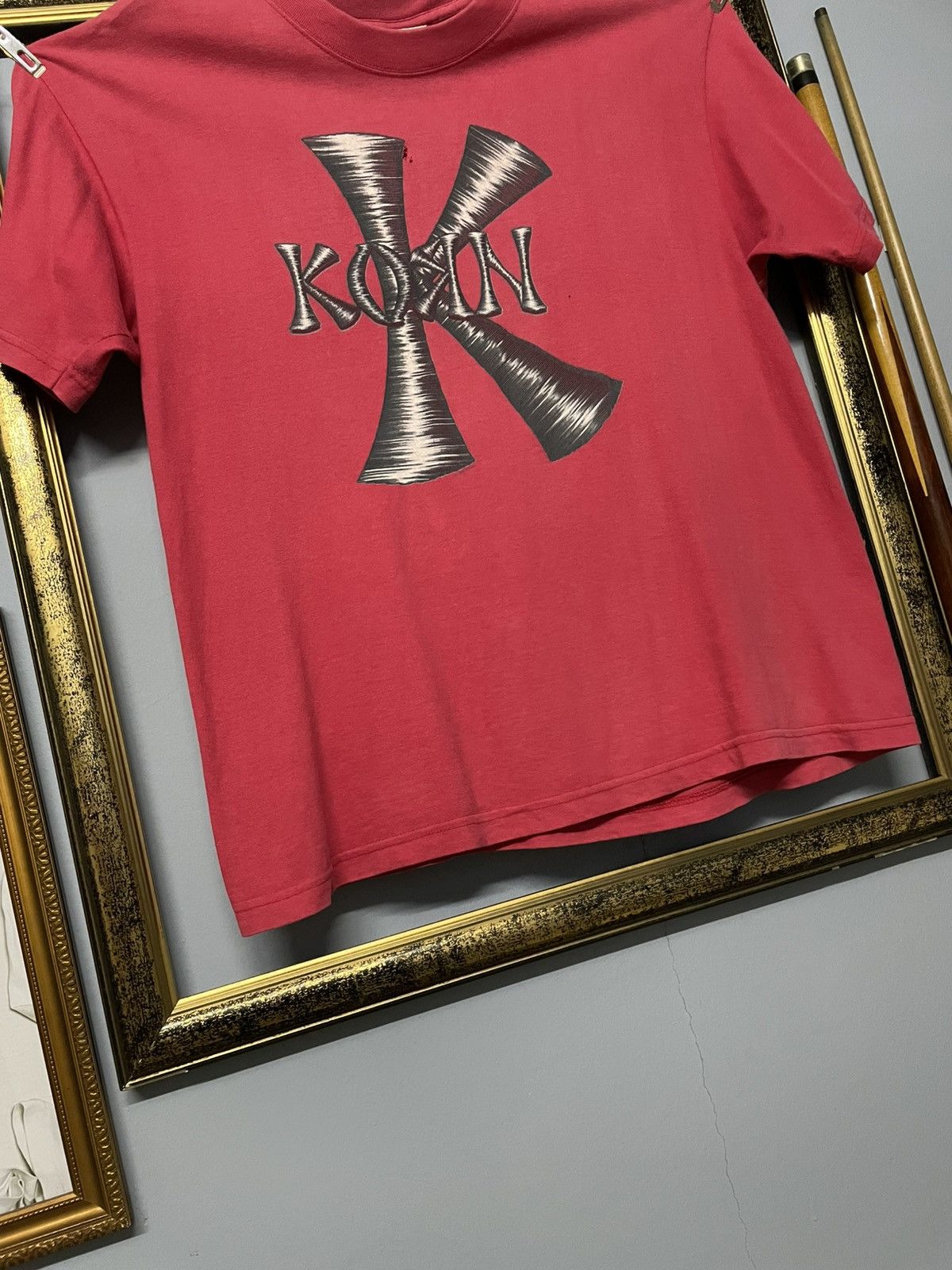 Vintage 1990s Korn Follow The Leader Boxy Sunfaded Distressed Tee Size US S / EU 44-46 / 1 - 6 Thumbnail